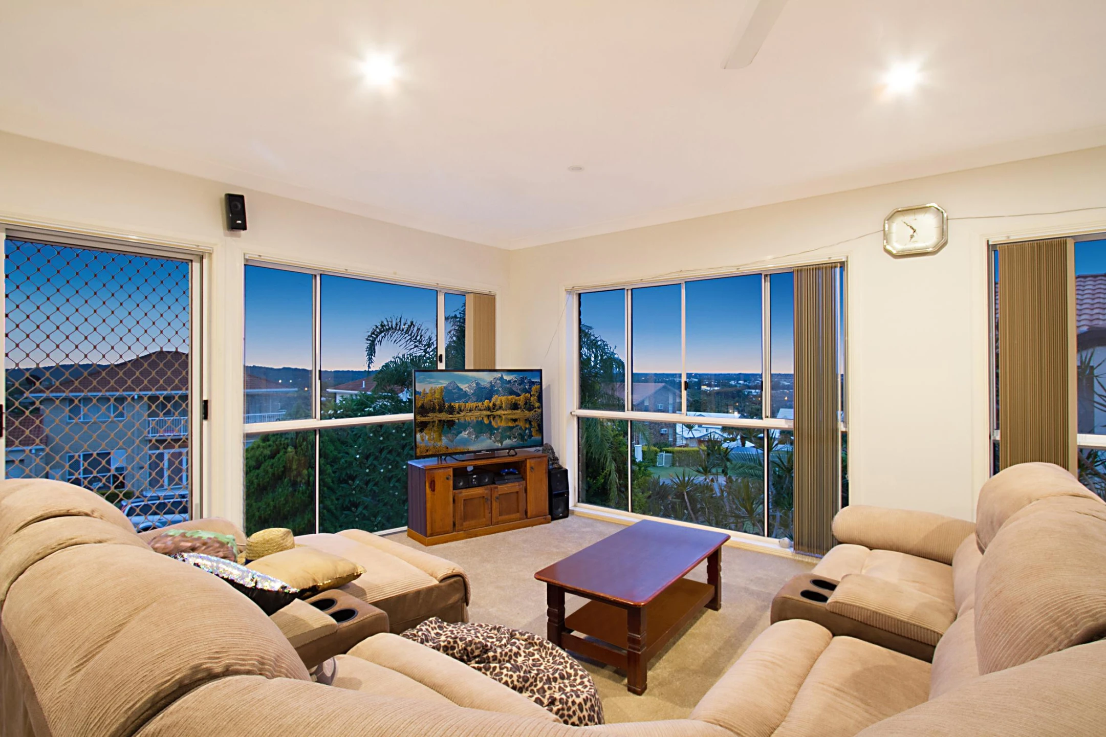 6 Macrobert Street, Highland Park QLD 4211, Highland Park - Thumbnail 6