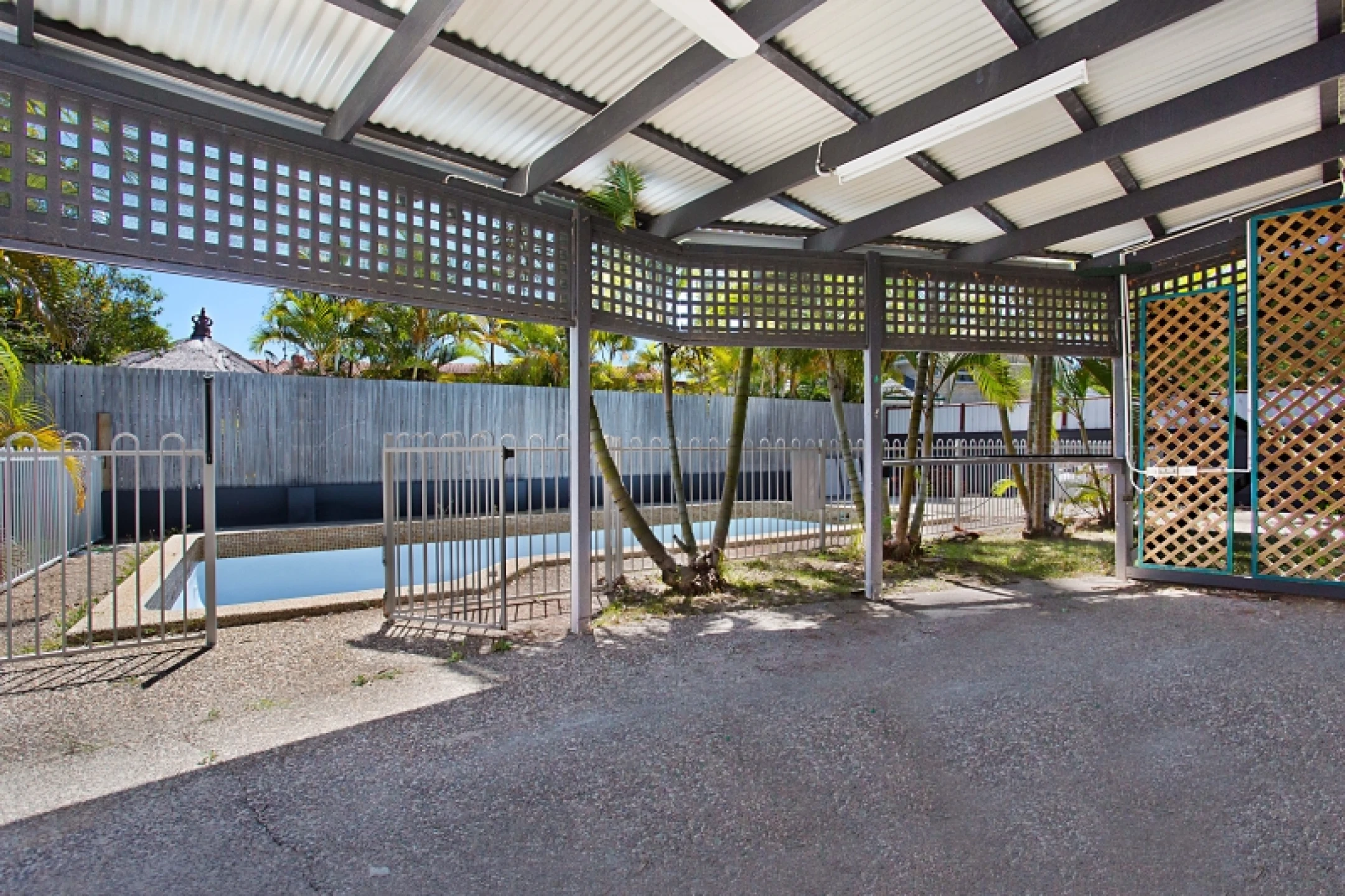 67 Clear Island Road, Broadbeach Waters QLD 4218, Broadbeach Waters - Thumbnail 8