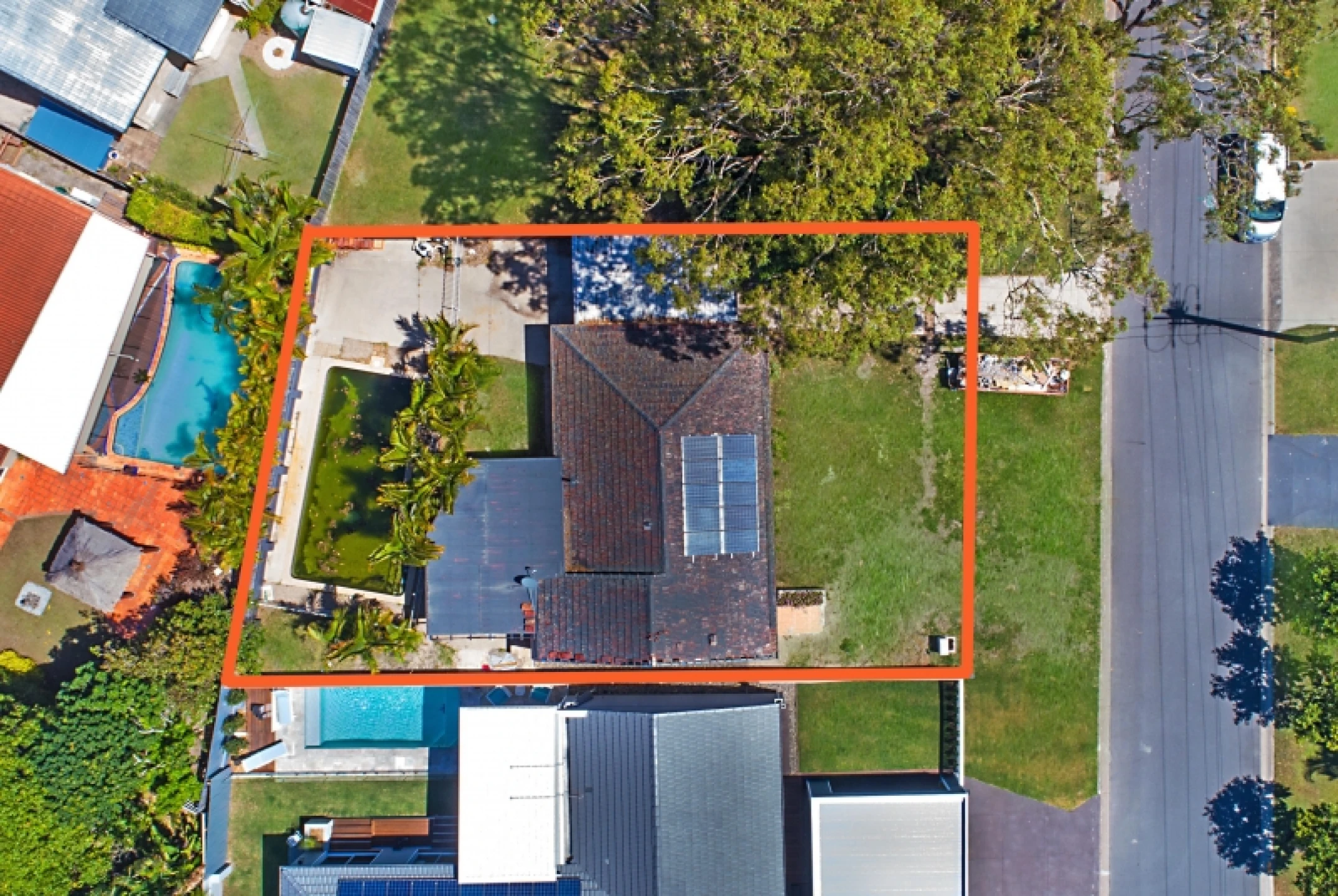 67 Clear Island Road, Broadbeach Waters QLD 4218, Broadbeach Waters - Thumbnail 6