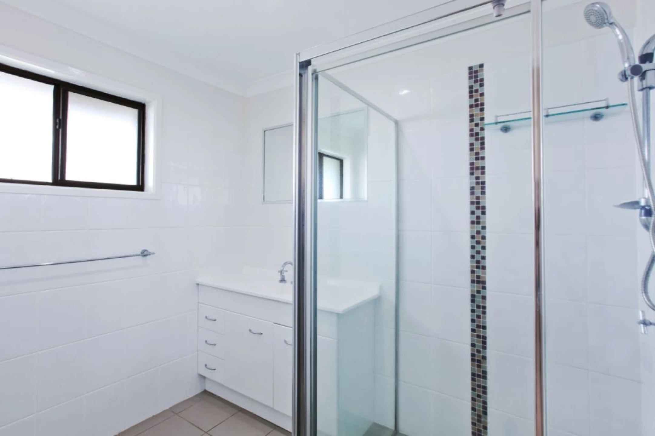 61 Volante Crescent, Mermaid Waters QLD 4218, Mermaid Waters - Thumbnail 8