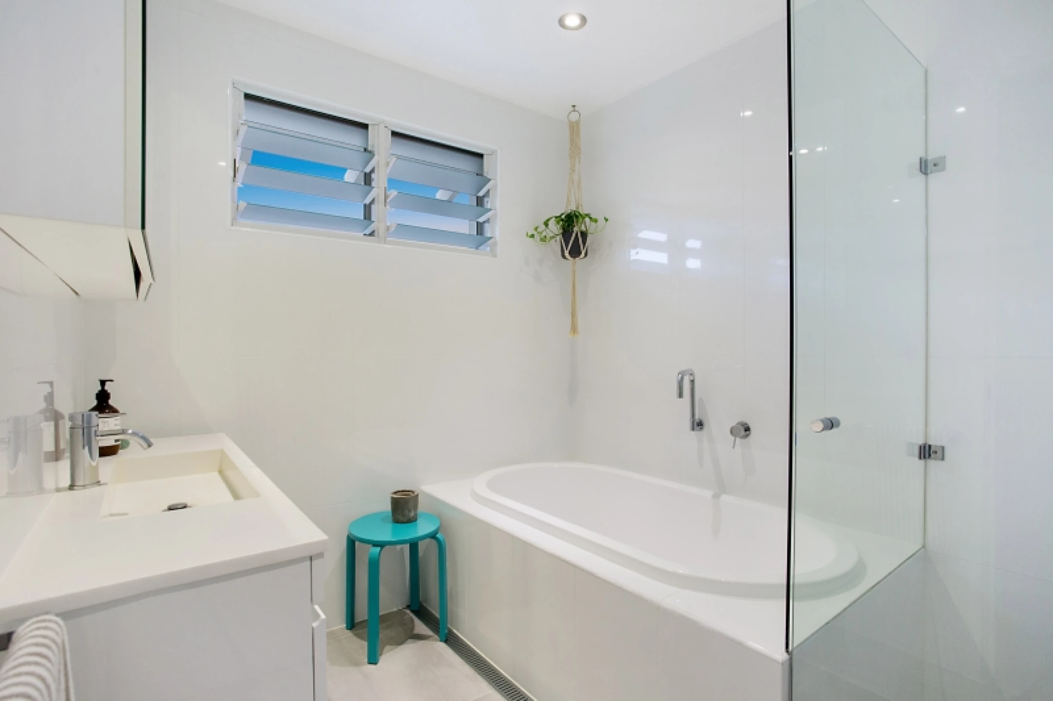 7 Fairsky Avenue, Mermaid Waters QLD 4218, Mermaid Waters - Thumbnail 7