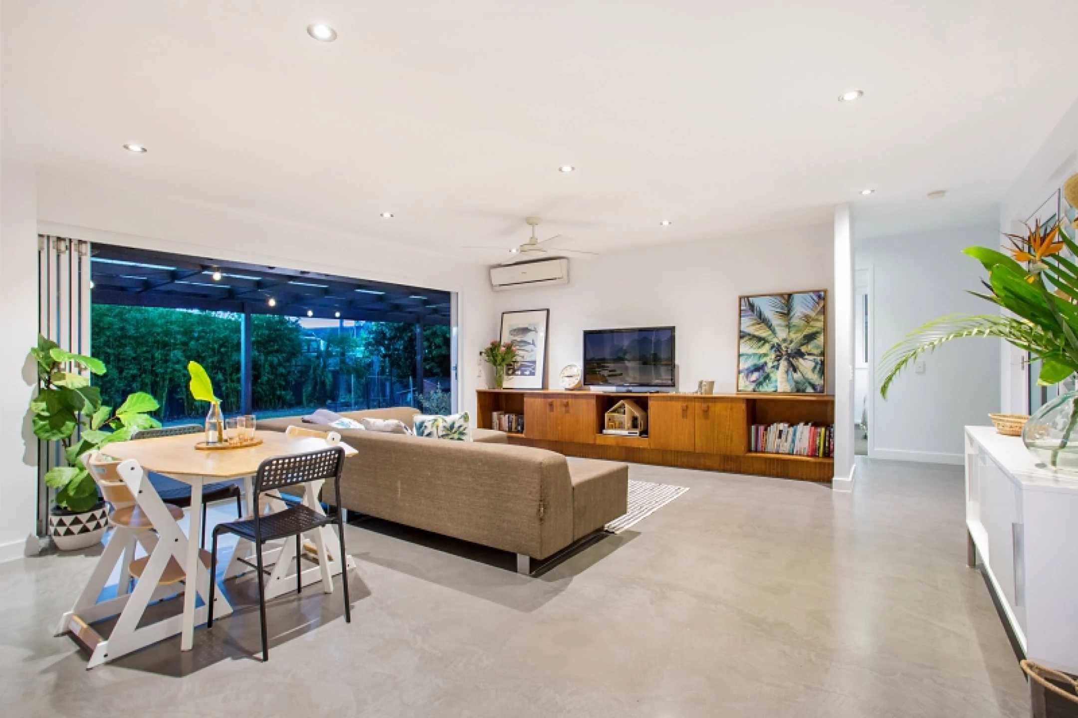 7 Fairsky Avenue, Mermaid Waters QLD 4218, Mermaid Waters - Thumbnail 5