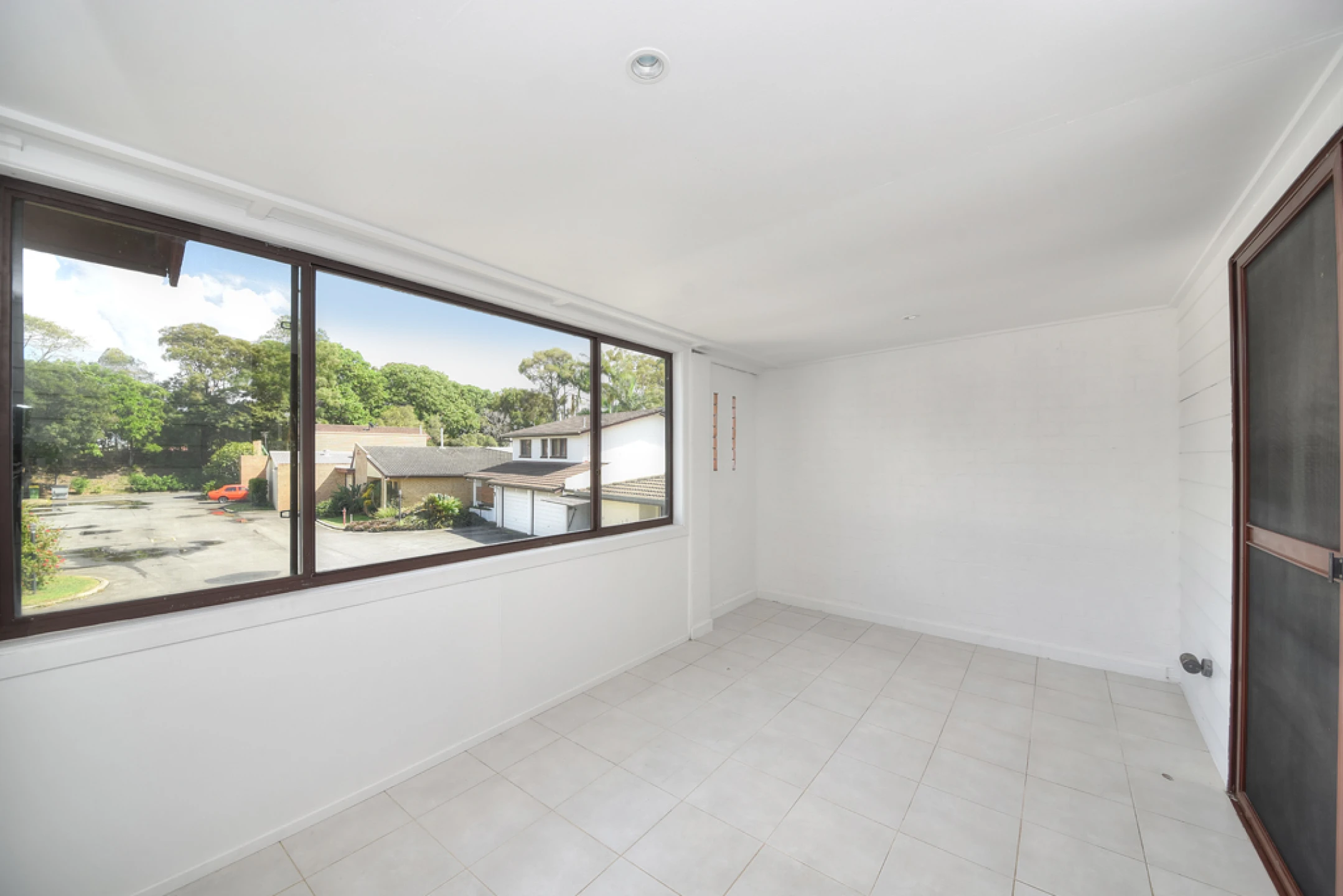 13 / 18 Elliot Street, Surfers Paradise QLD 4217, Surfers Paradise - Thumbnail 3