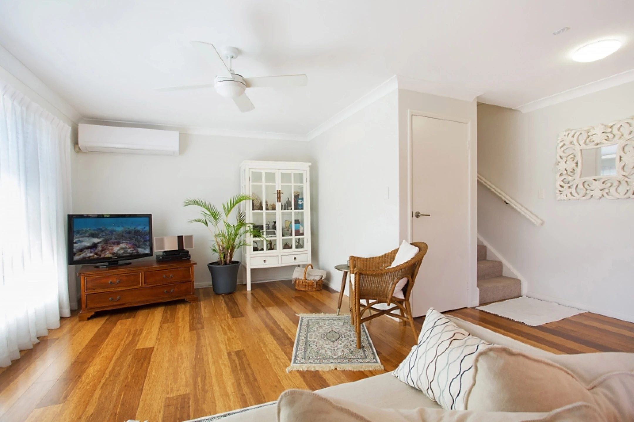 1 / 95 Dolphin Avenue, Mermaid Beach QLD 4218, Mermaid Beach - Thumbnail 2