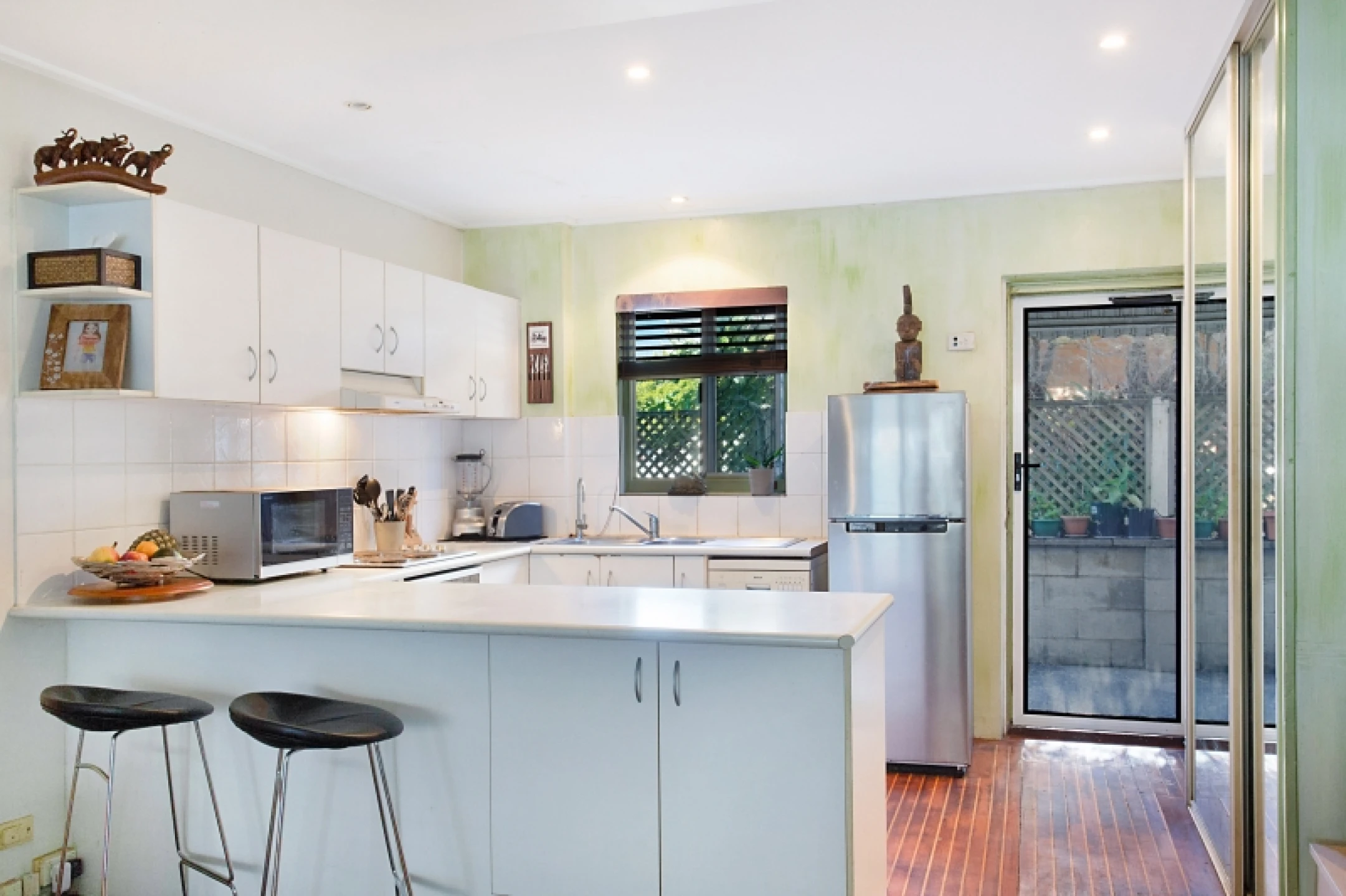 2 / 248 Marine Parade, Labrador QLD 4215, Labrador - Thumbnail 4