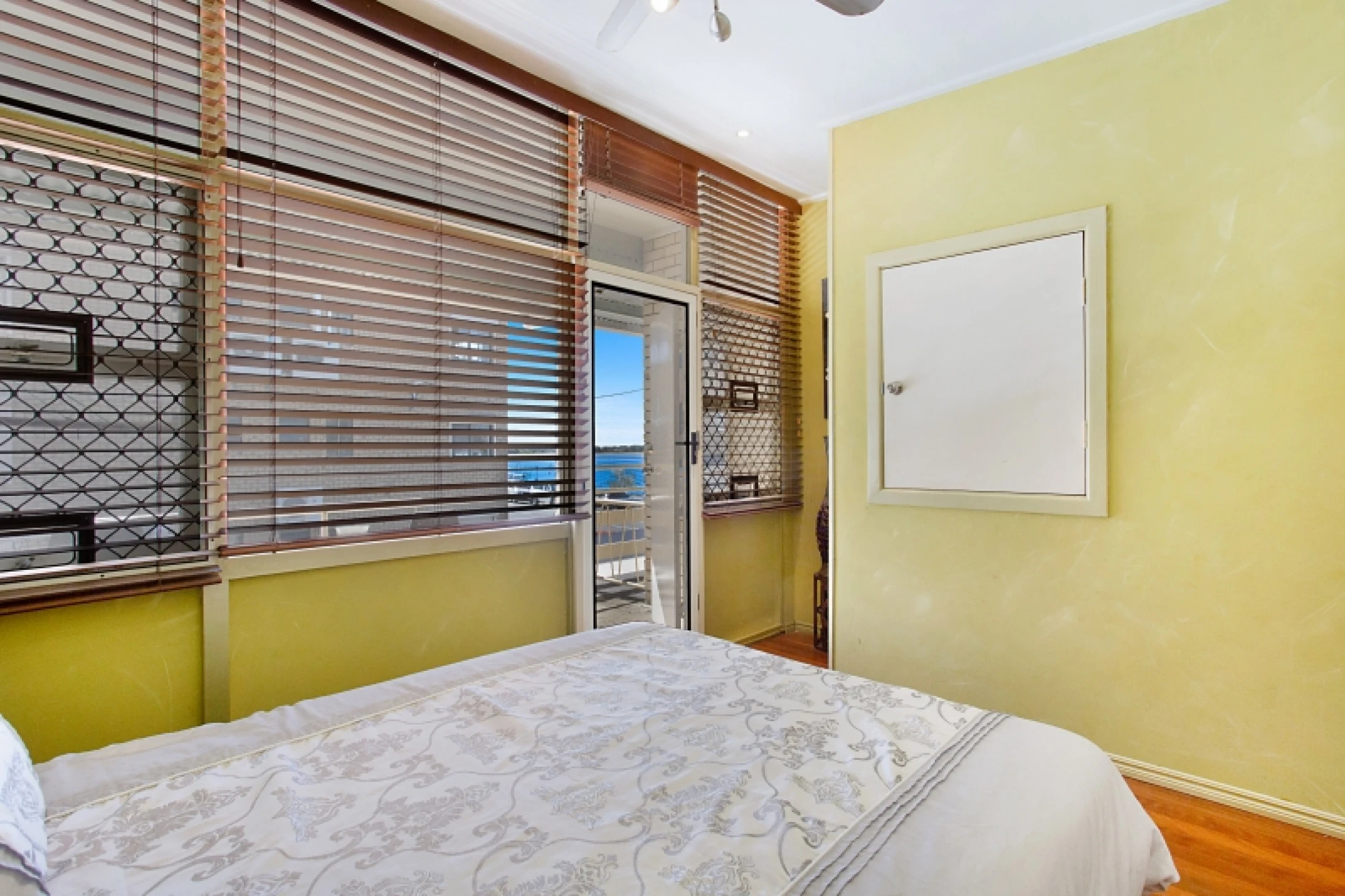 2 / 248 Marine Parade, Labrador QLD 4215, Labrador - Thumbnail 7
