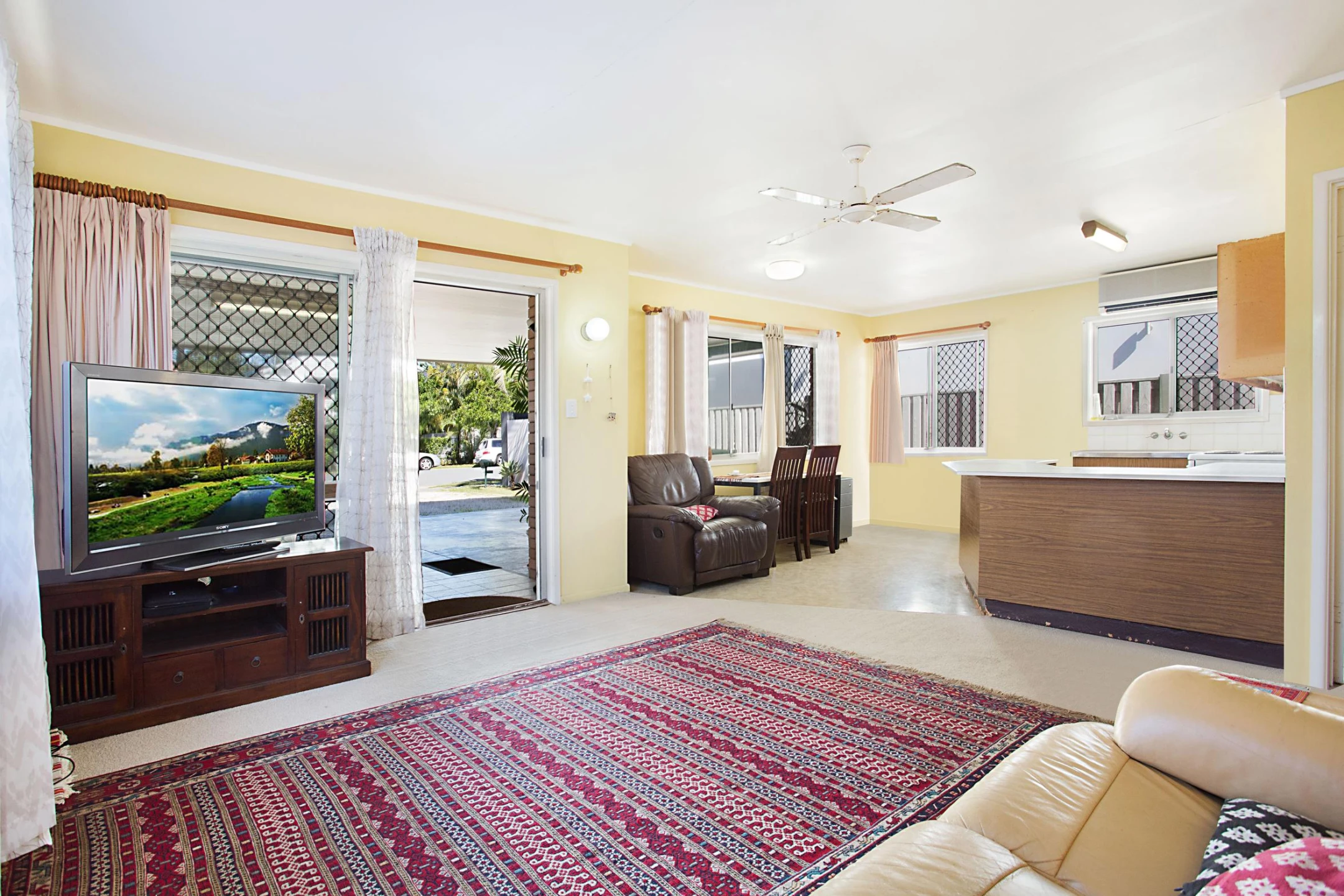 13 Ventura Road, Mermaid Beach QLD 4218, Mermaid Beach - Thumbnail 4