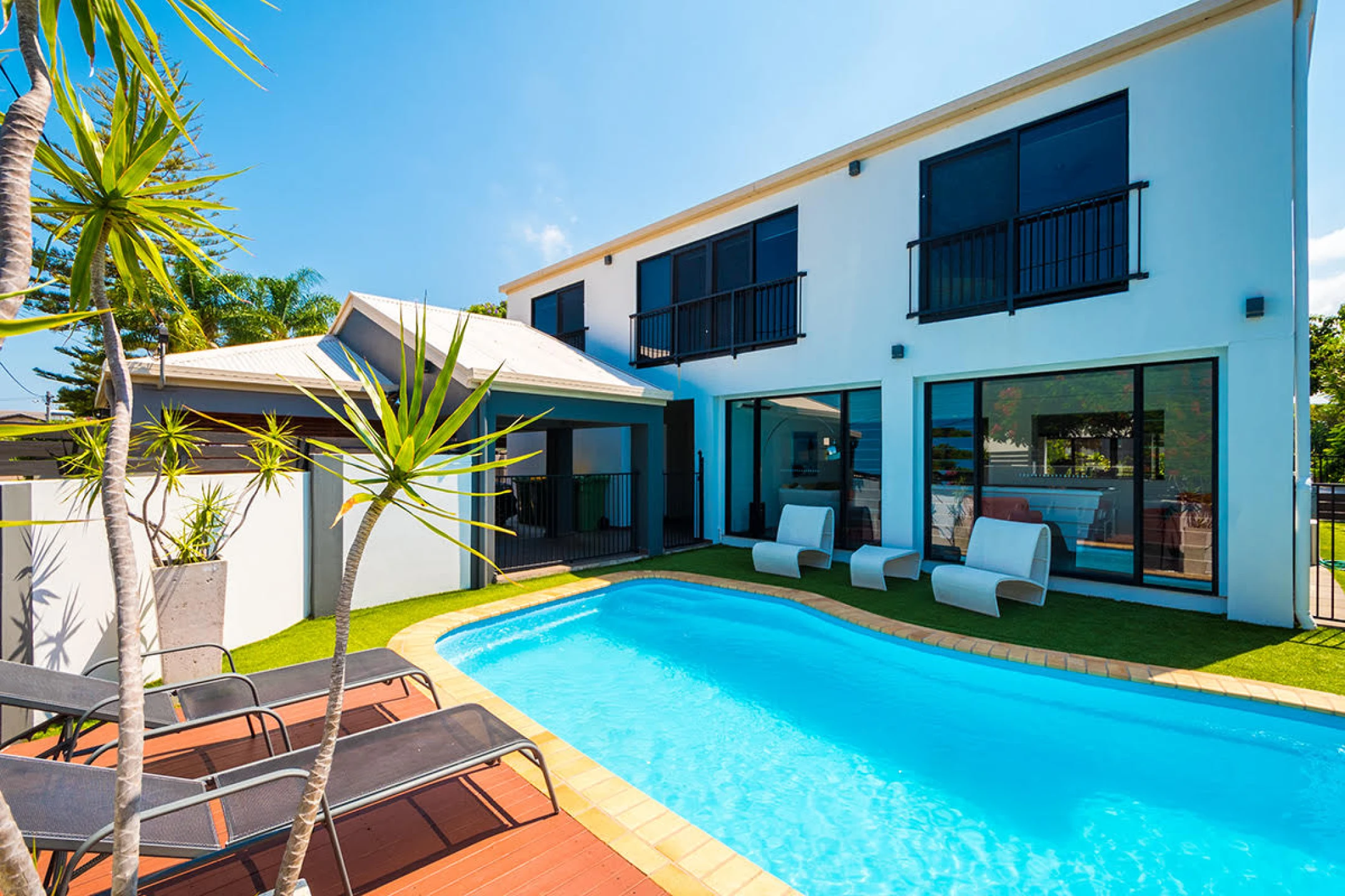 502 Bad Gateway, Broadbeach Waters - Thumbnail 6
