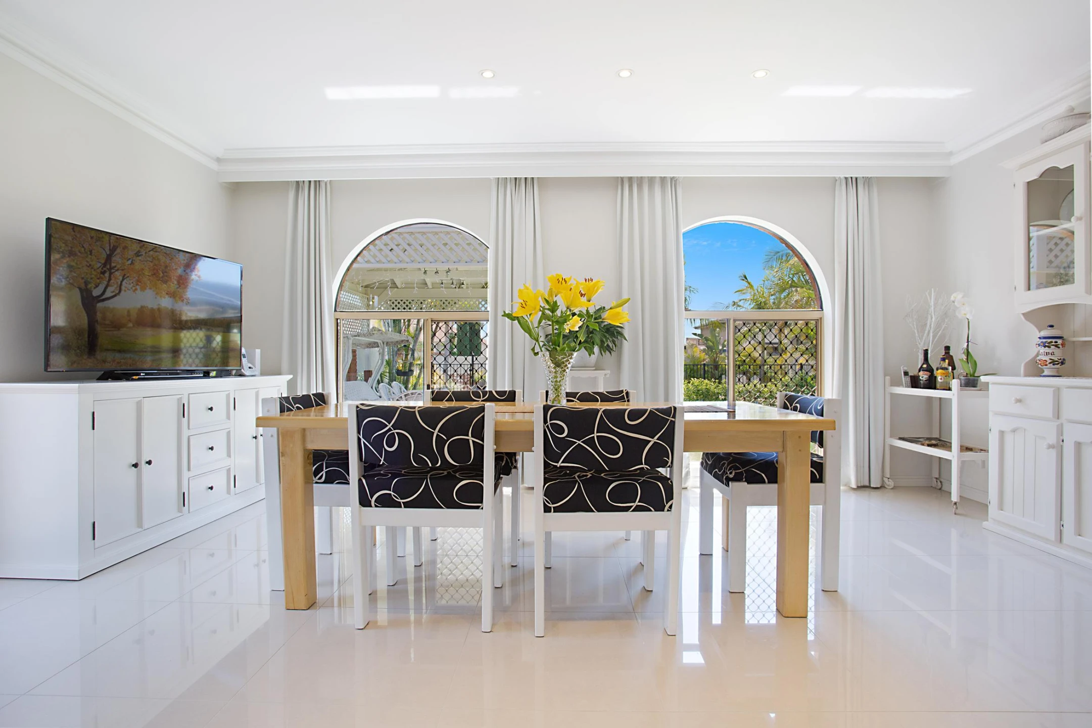 6 Karabella Court, Mermaid Waters QLD 4218, Mermaid Waters - Thumbnail 6