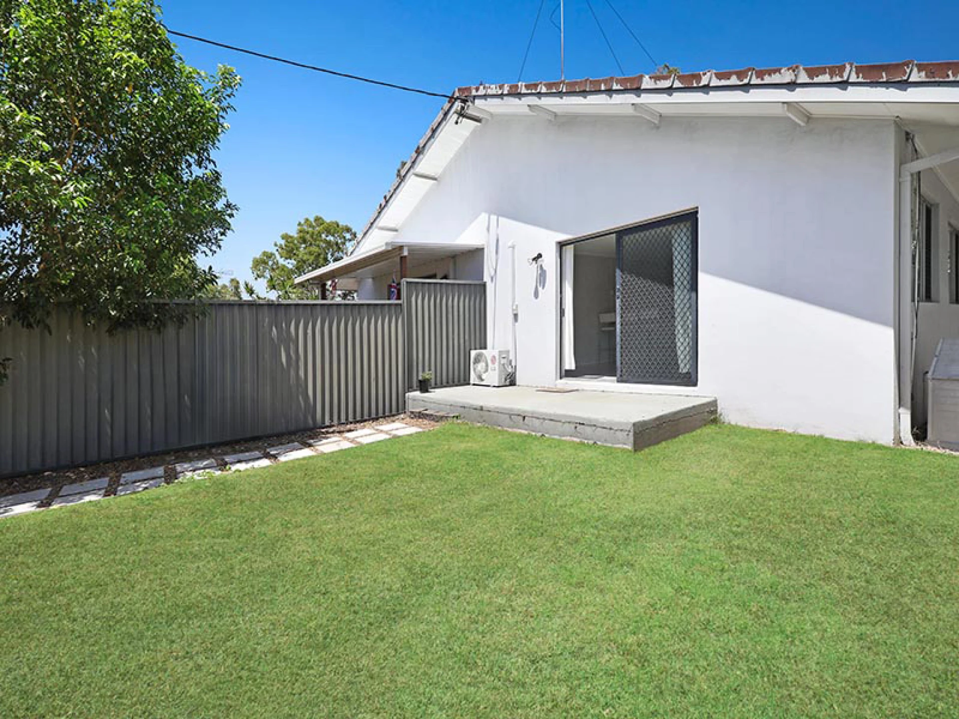 2 / 52 Hollywell Road, Biggera Waters QLD 4216, Biggera Waters - Thumbnail 2