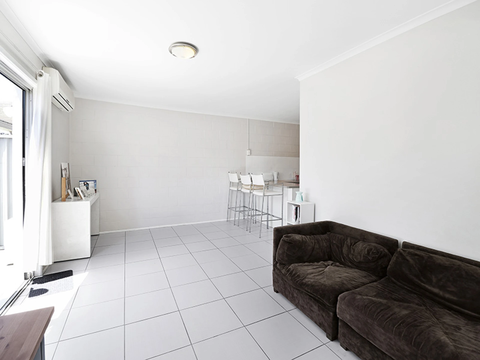 2 / 52 Hollywell Road, Biggera Waters QLD 4216, Biggera Waters - Thumbnail 5