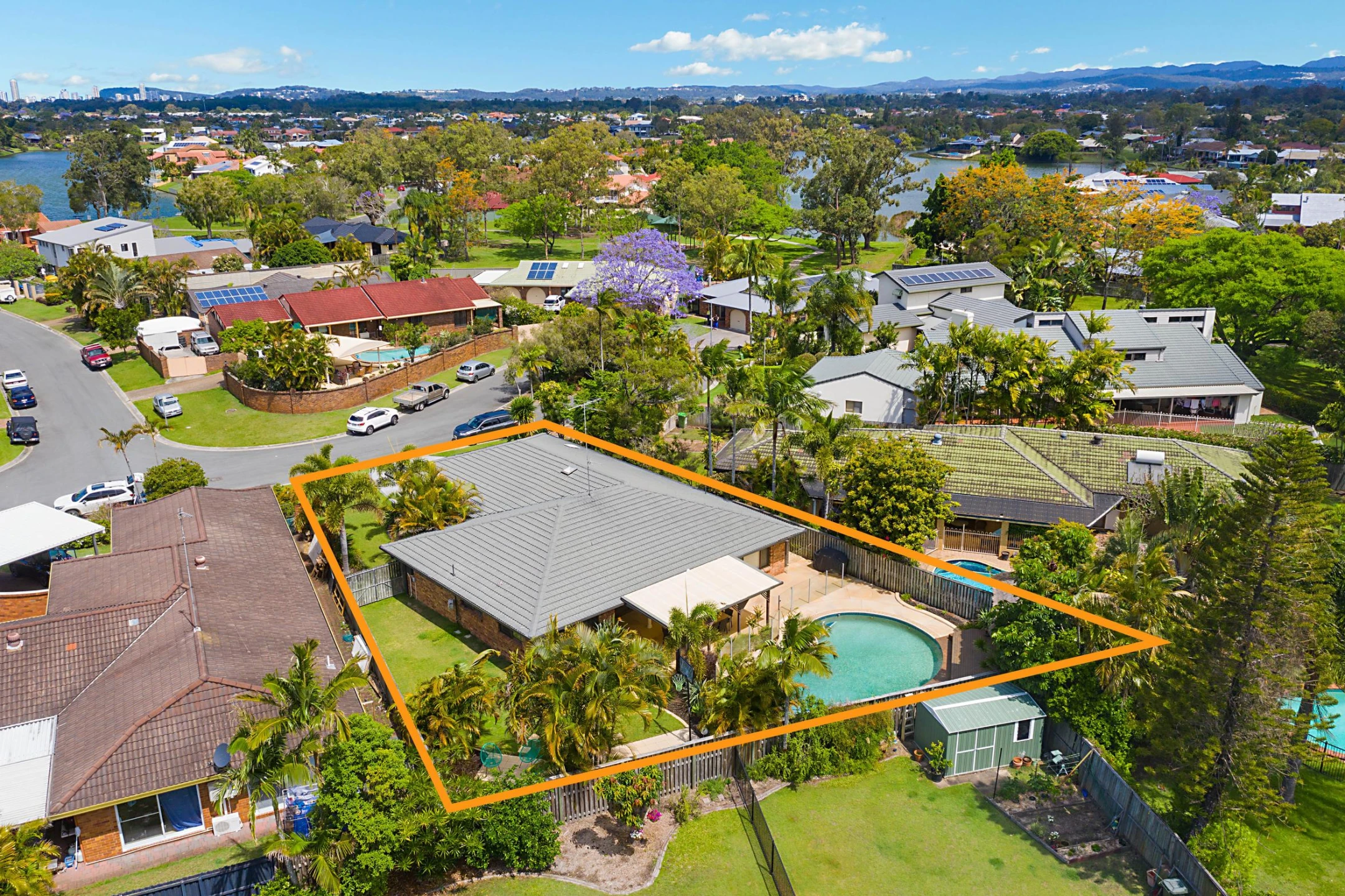 14 Lindeman Court, Mermaid Waters QLD 4218, Mermaid Waters - Thumbnail 3