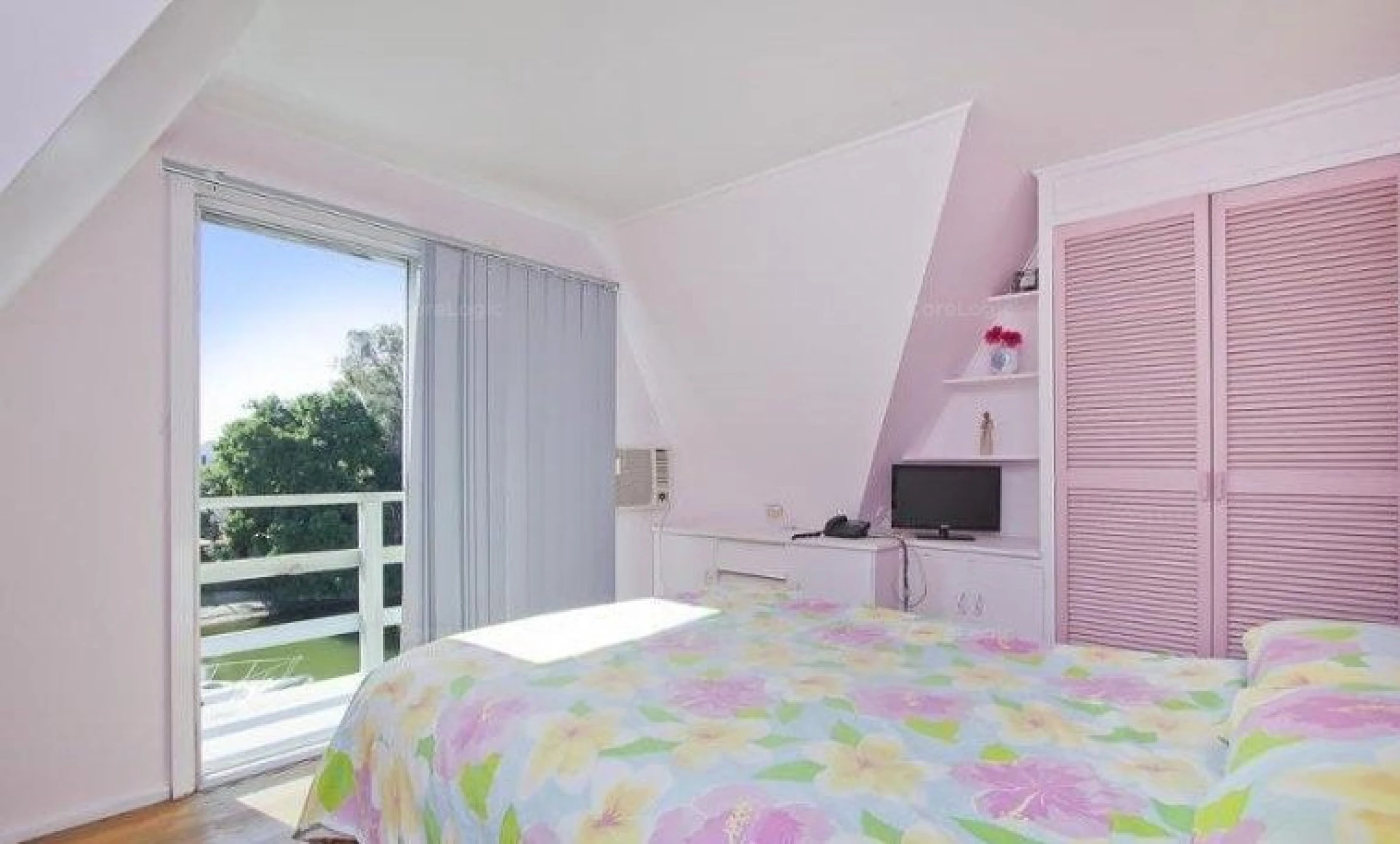 9 Monterey Court, Broadbeach Waters QLD 4218, Broadbeach Waters - Thumbnail 6