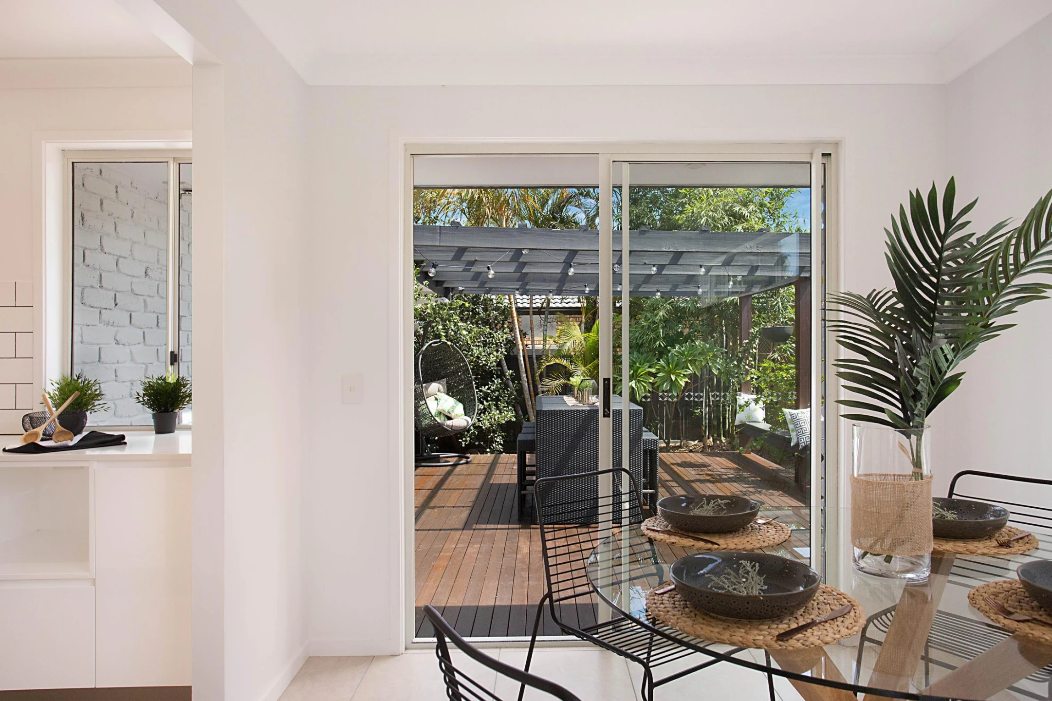 17 Beaconsfield Drive, Burleigh Waters QLD 4220, Burleigh Waters - Thumbnail 7