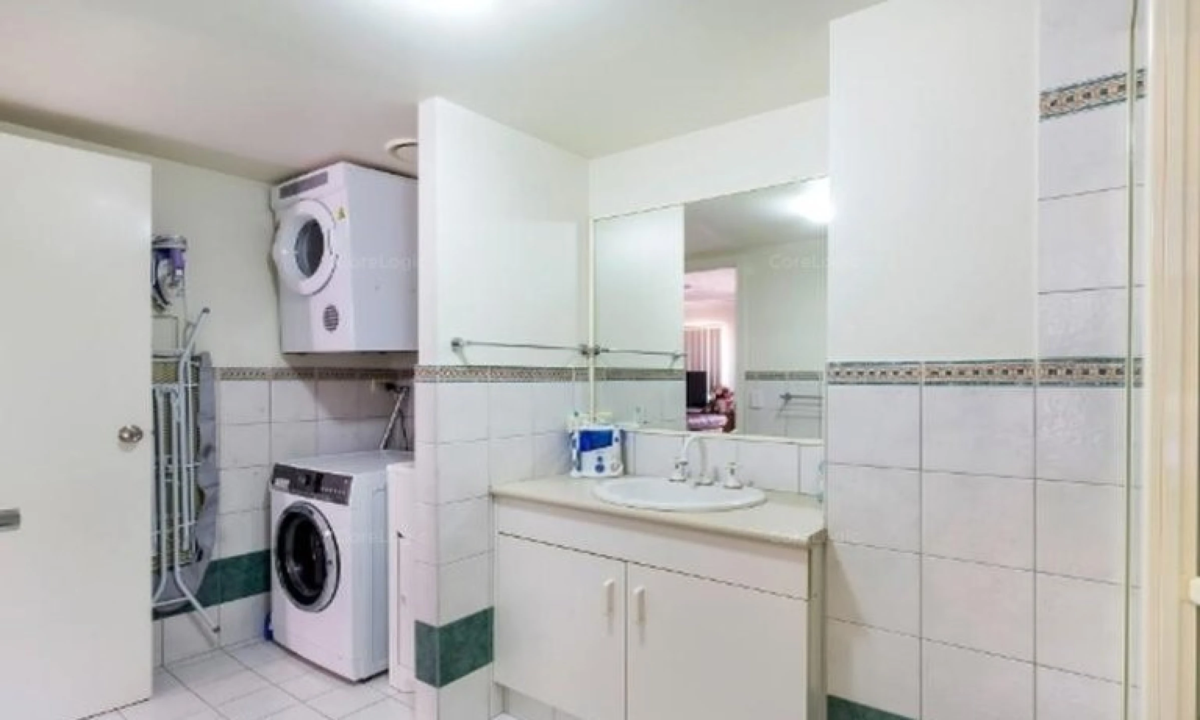 14 / 12 Spendelove Avenue, Southport QLD 4215, Southport - Thumbnail 8