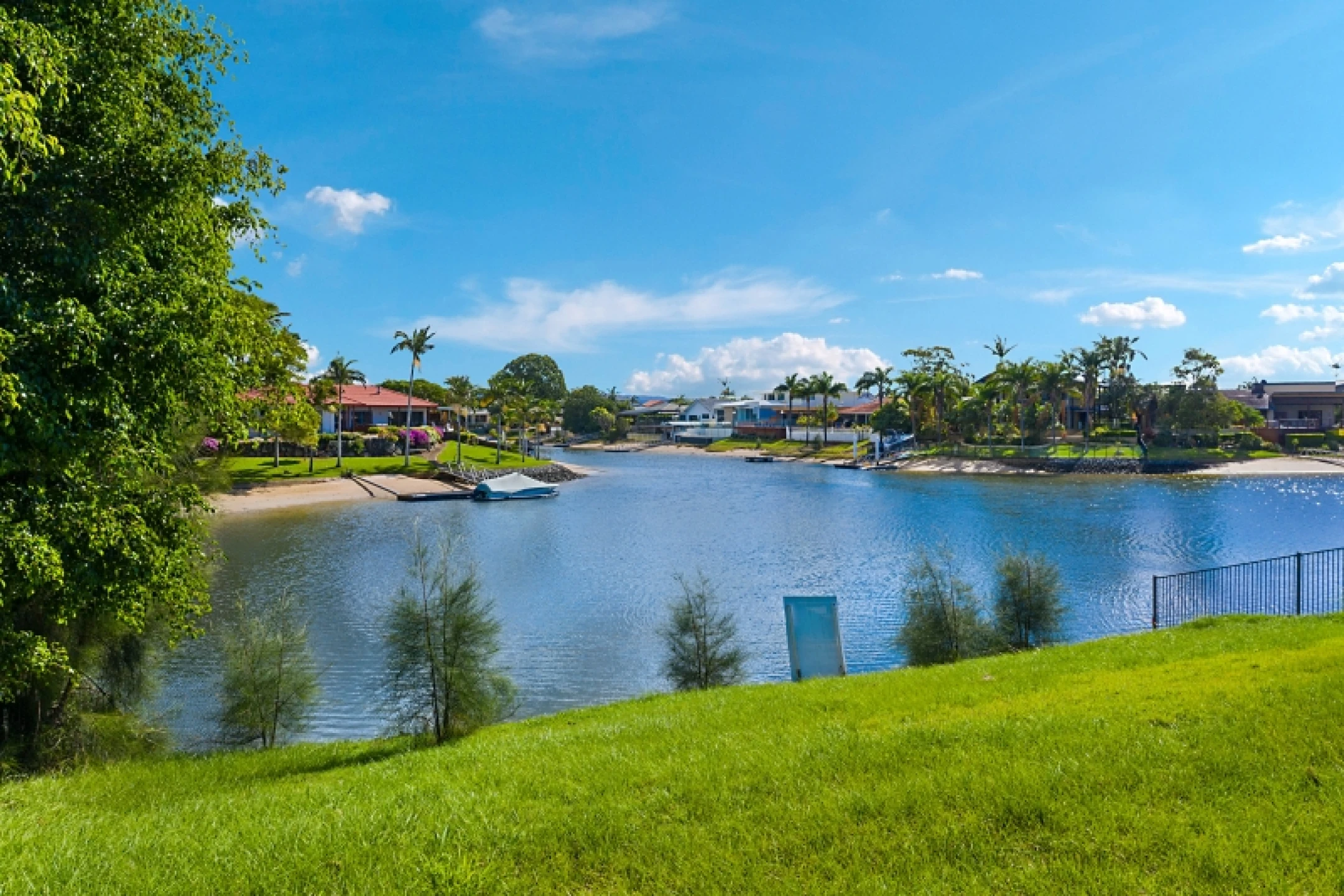 2 Cypress Drive, Broadbeach Waters QLD 4218, Broadbeach Waters - Thumbnail 2
