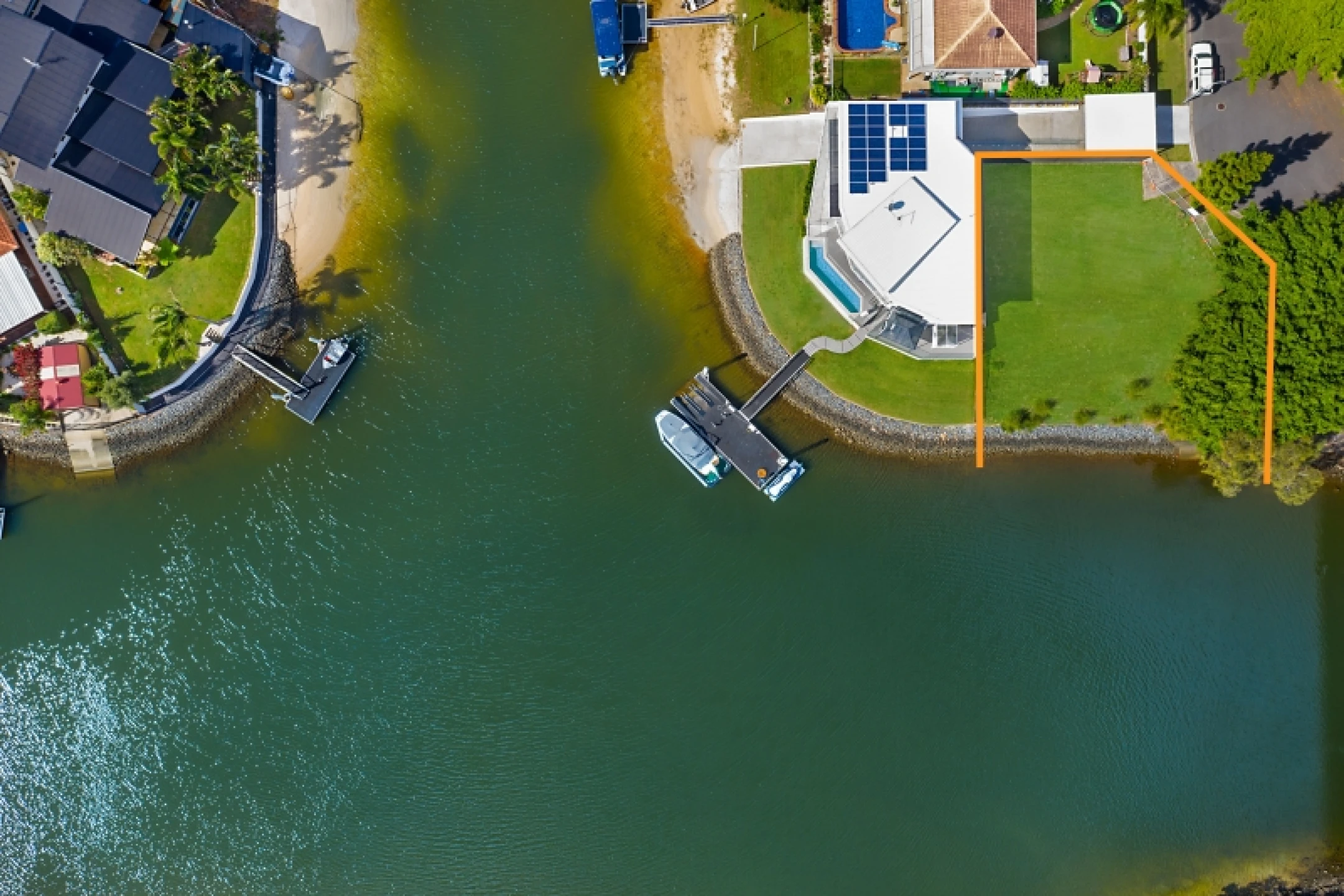 2 Cypress Drive, Broadbeach Waters QLD 4218, Broadbeach Waters - Thumbnail 4