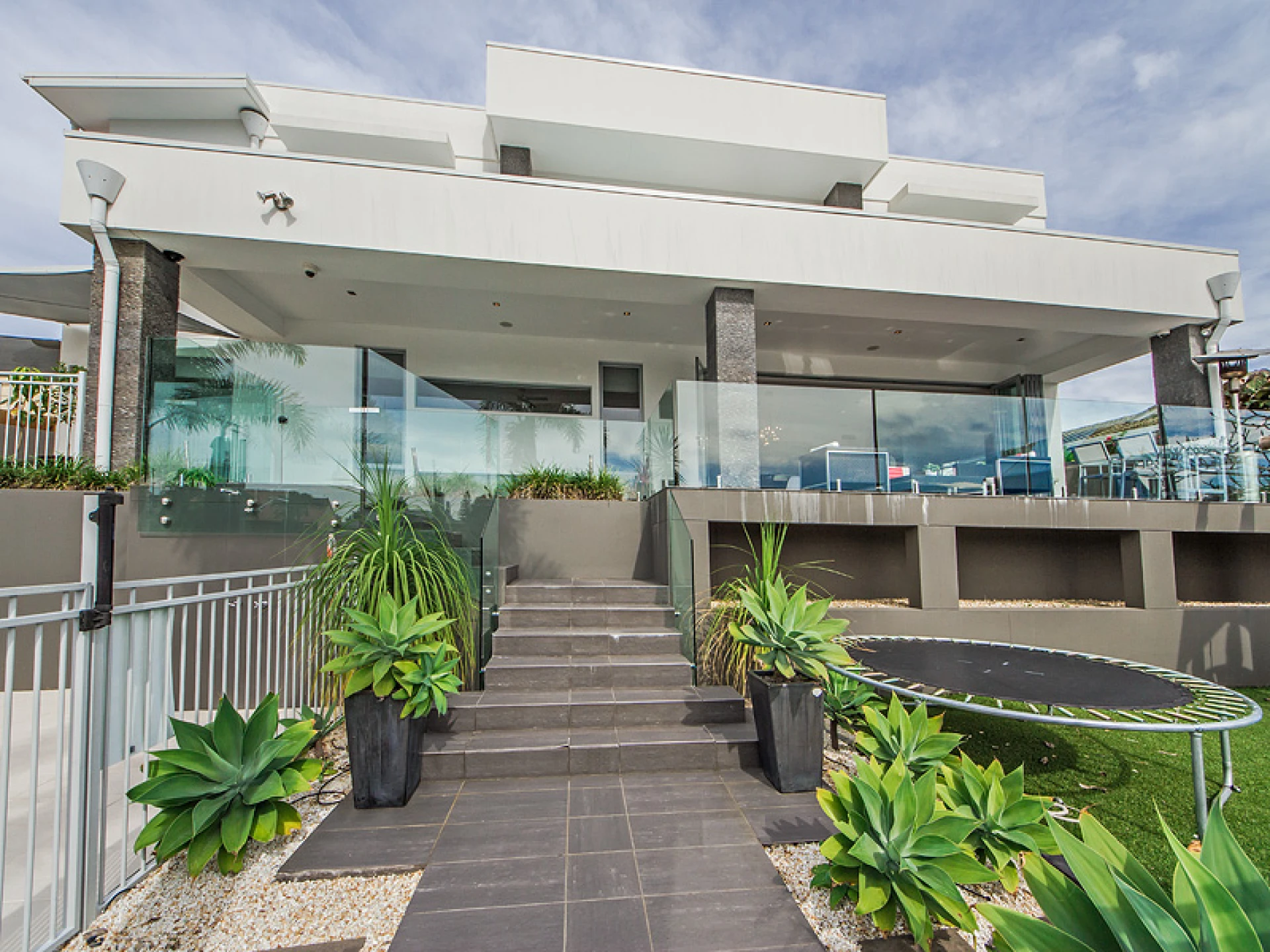 16 Winterhaven Key, Broadbeach Waters QLD 4218, Broadbeach Waters - Thumbnail 3