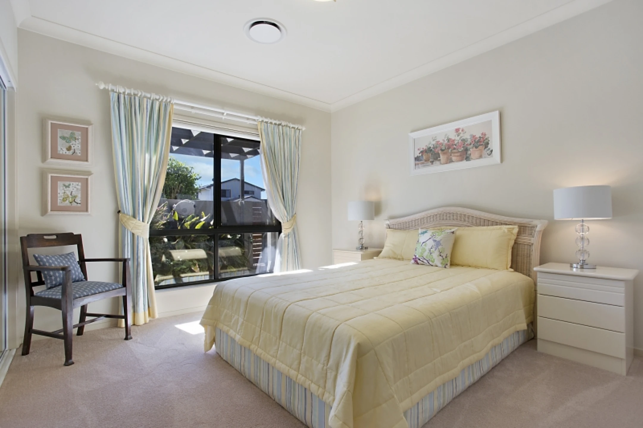 4 Inveray Avenue, Benowa QLD 4217, Benowa - Thumbnail 8