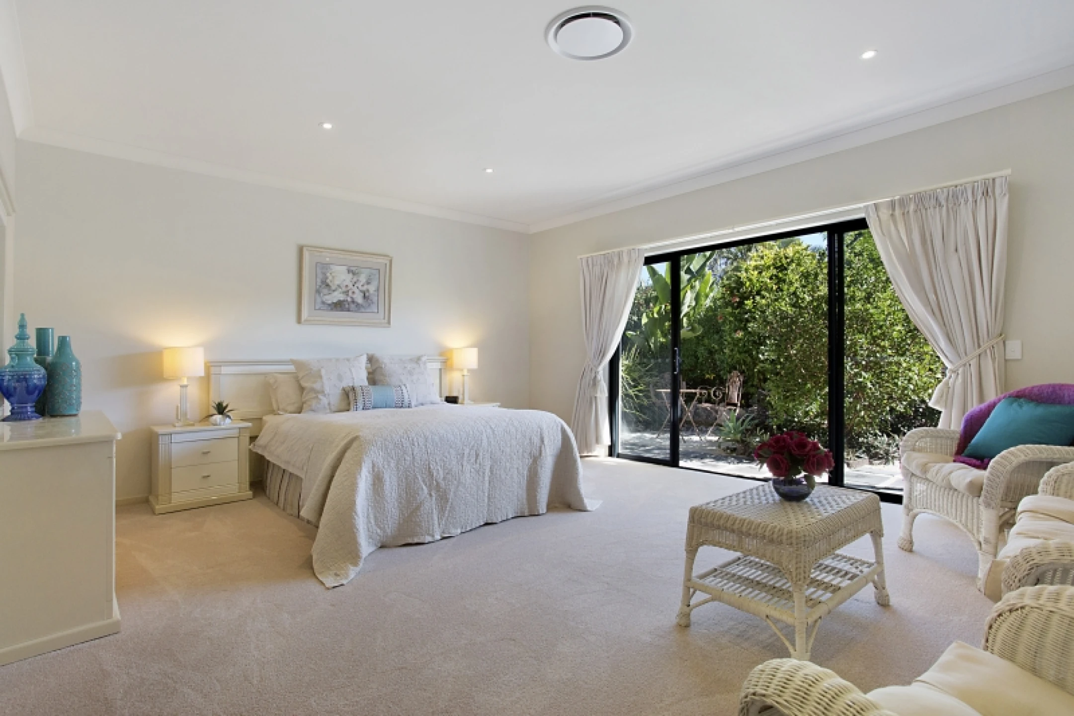 4 Inveray Avenue, Benowa QLD 4217, Benowa - Thumbnail 6