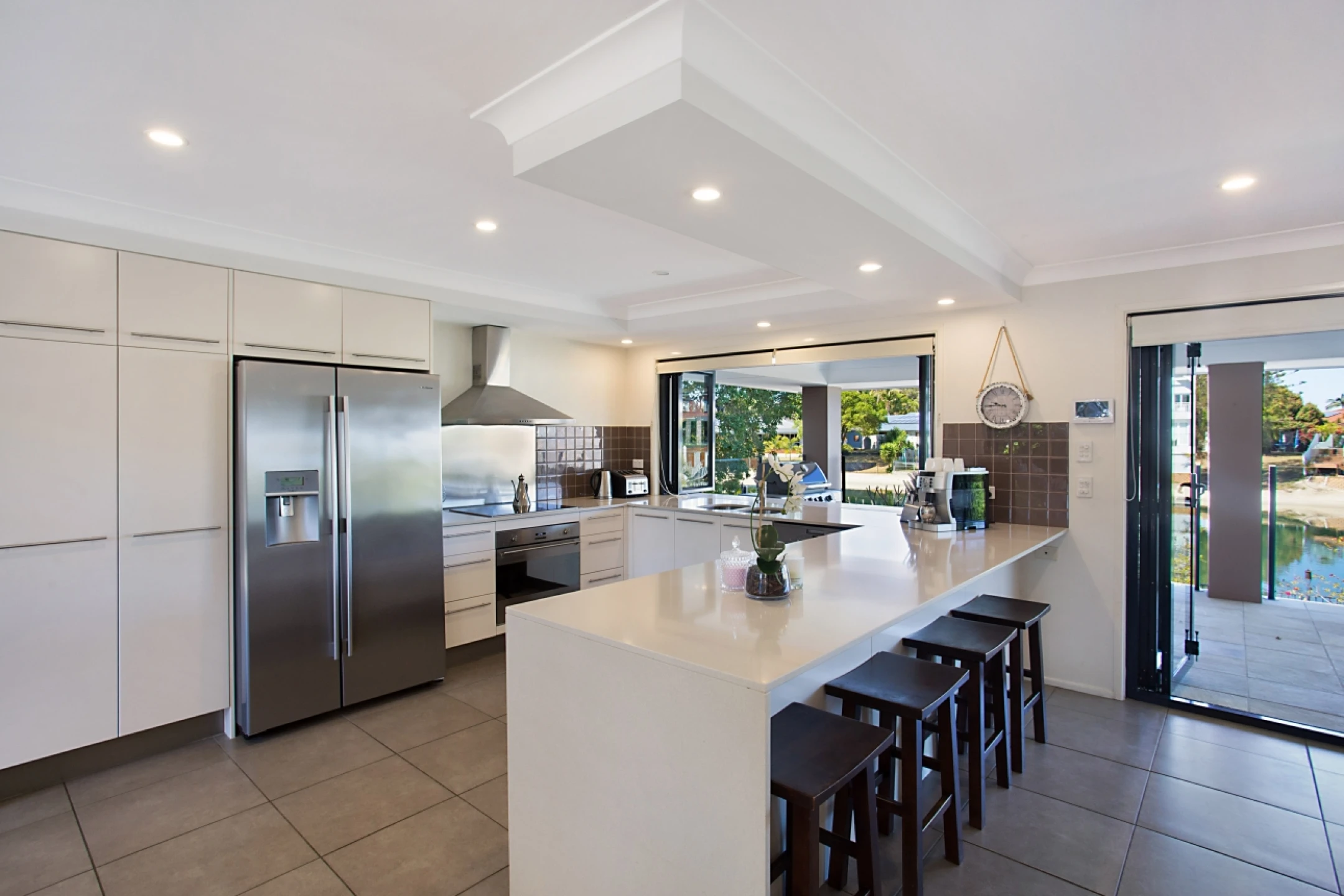 12 Kurrawa Avenue, Mermaid Waters QLD 4218, Mermaid Waters - Thumbnail 6