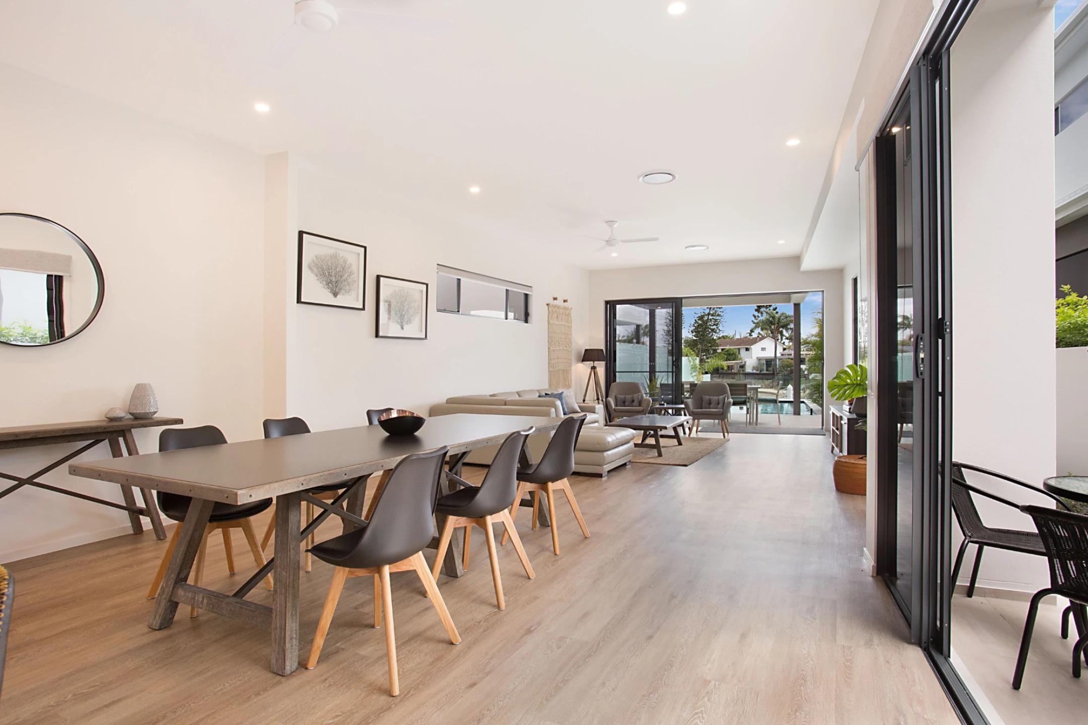 1 / 1 Helen Court, Broadbeach Waters QLD 4218, Broadbeach Waters - Thumbnail 5