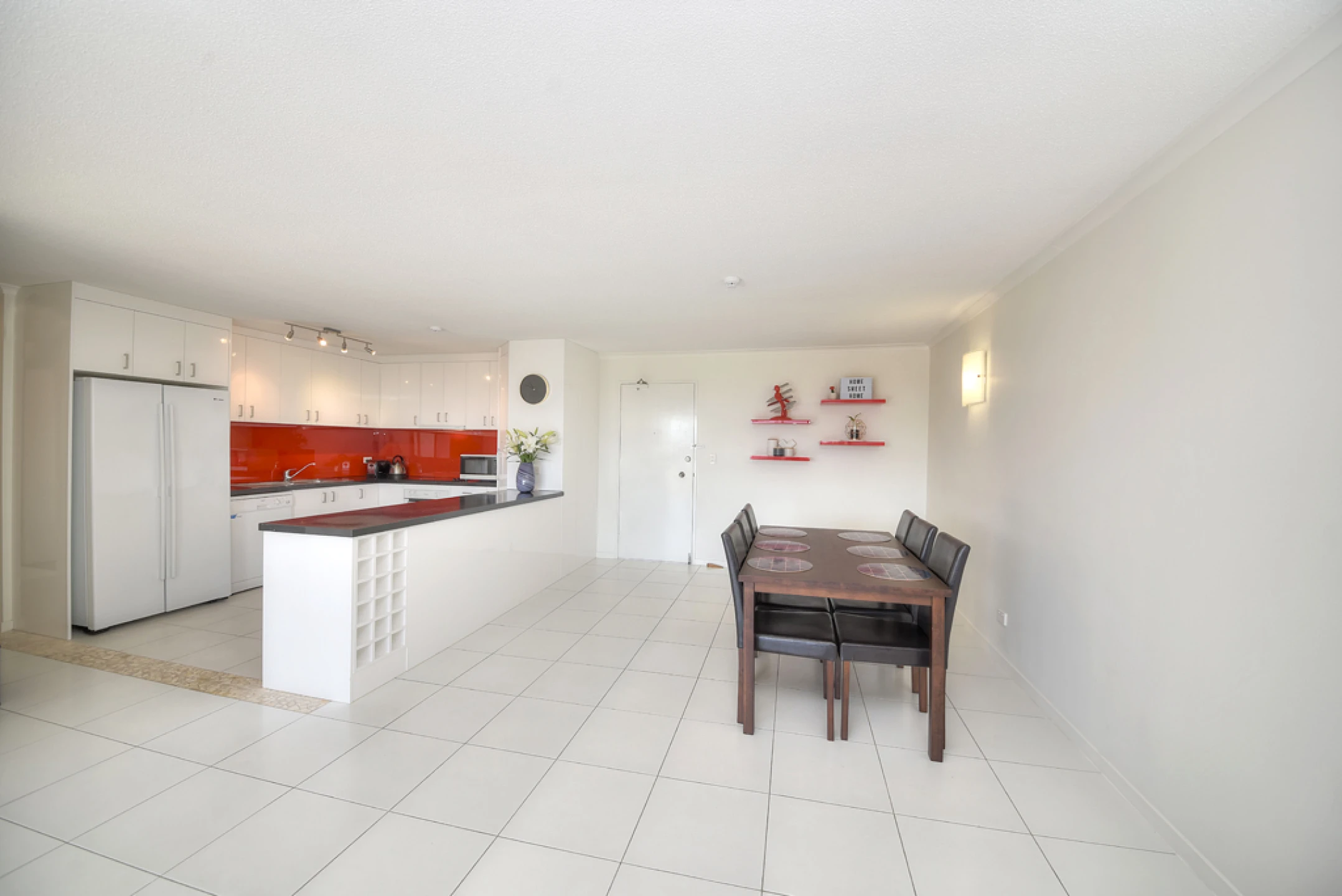 15 / 54 Hooker Boulevard, Mermaid Waters QLD 4218, Mermaid Waters - Thumbnail 7