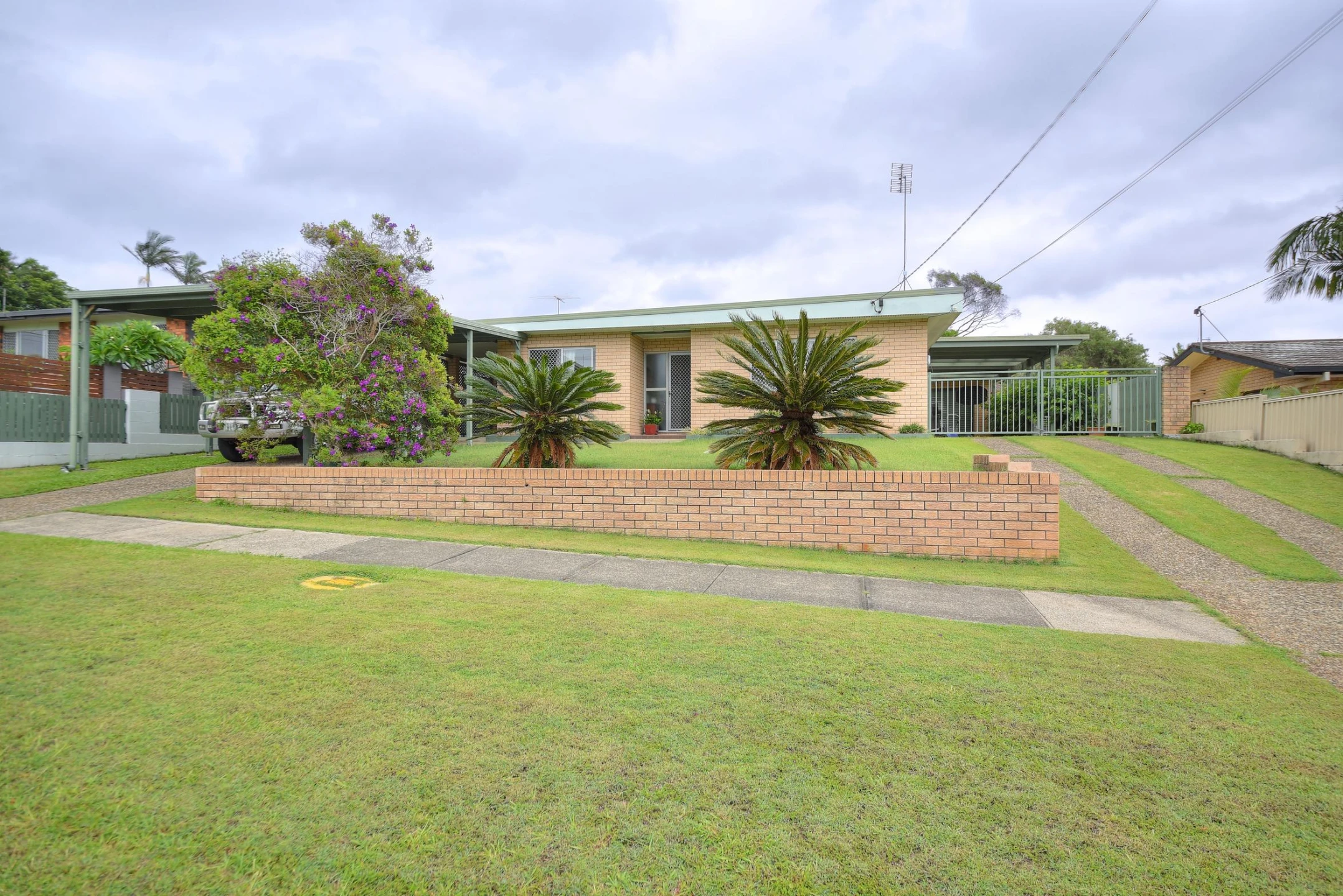 19 Bambarra Street, Southport QLD 4215, Southport - Thumbnail 2
