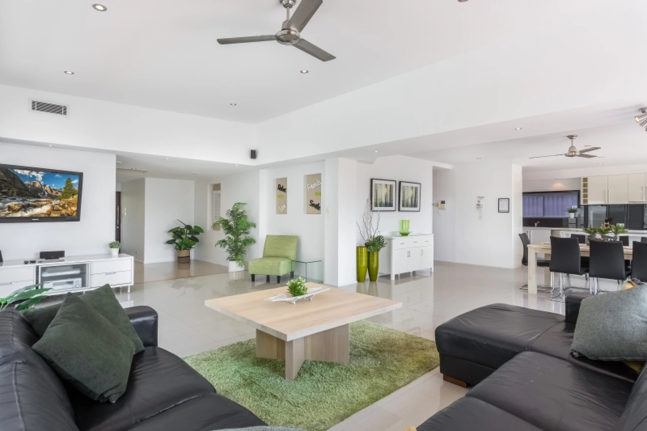 27 Merrimac Boulevard, Broadbeach Waters QLD 4218, Broadbeach Waters - Thumbnail 6