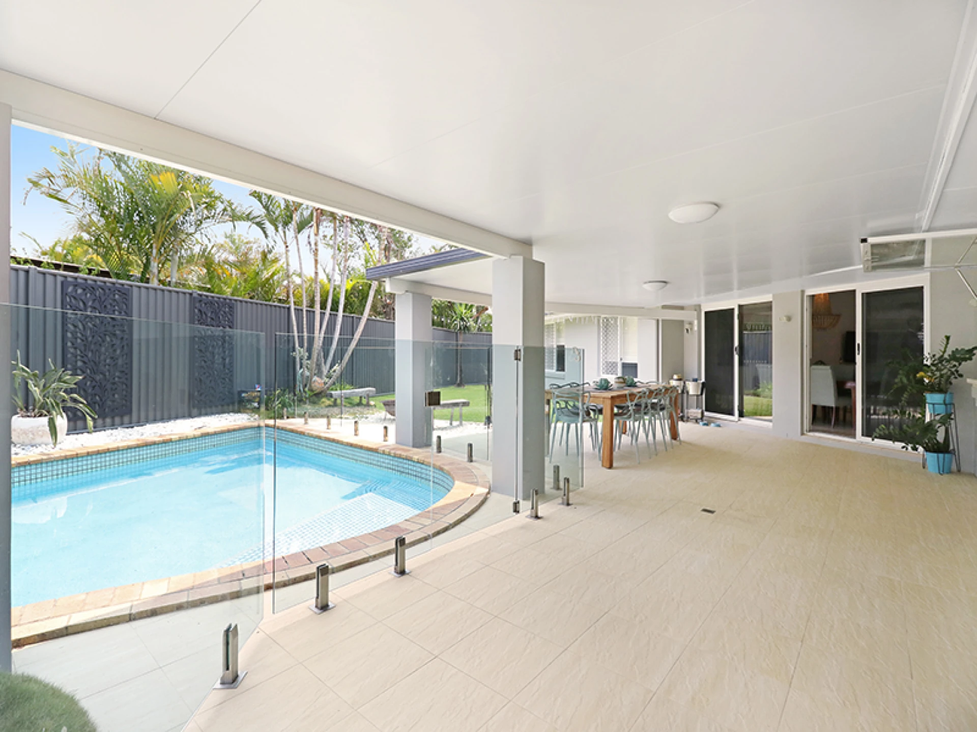 10 Monteclair Court, Mermaid Waters QLD 4218, Mermaid Waters - Thumbnail 3