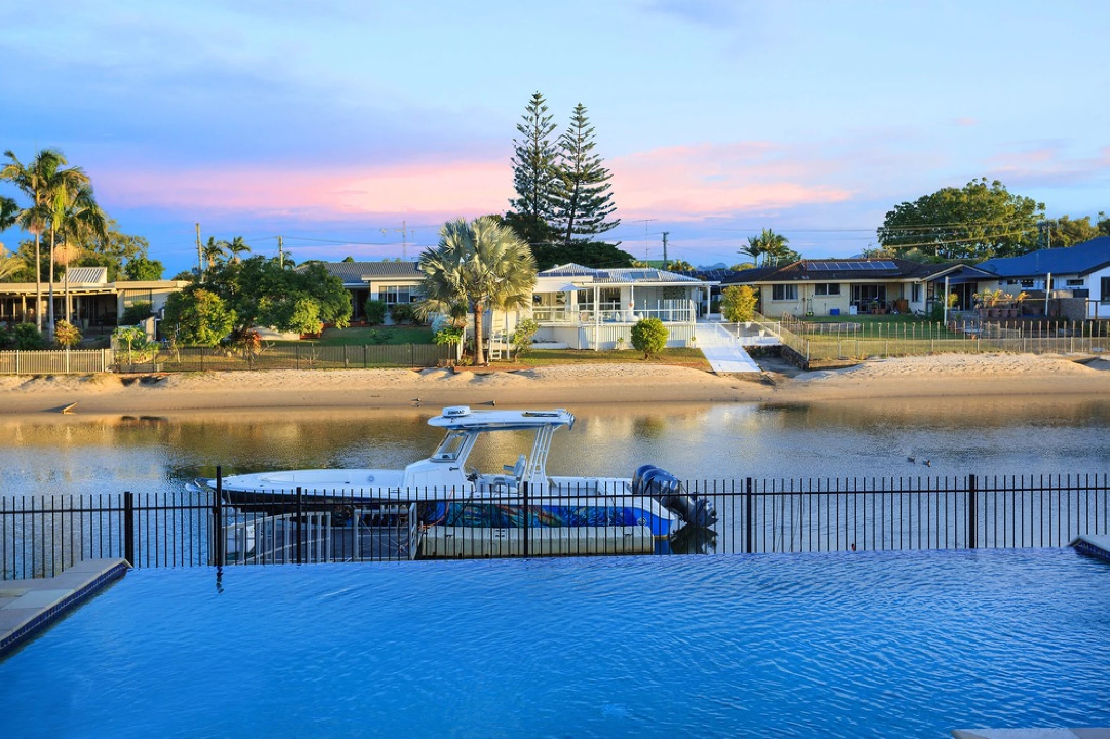 30 Park Avenue, Broadbeach Waters QLD 4218, Broadbeach Waters - Thumbnail 8