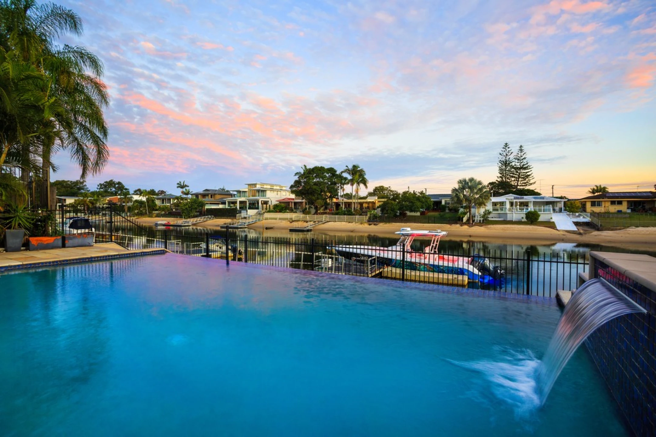 30 Park Avenue, Broadbeach Waters QLD 4218, Broadbeach Waters - Thumbnail 6