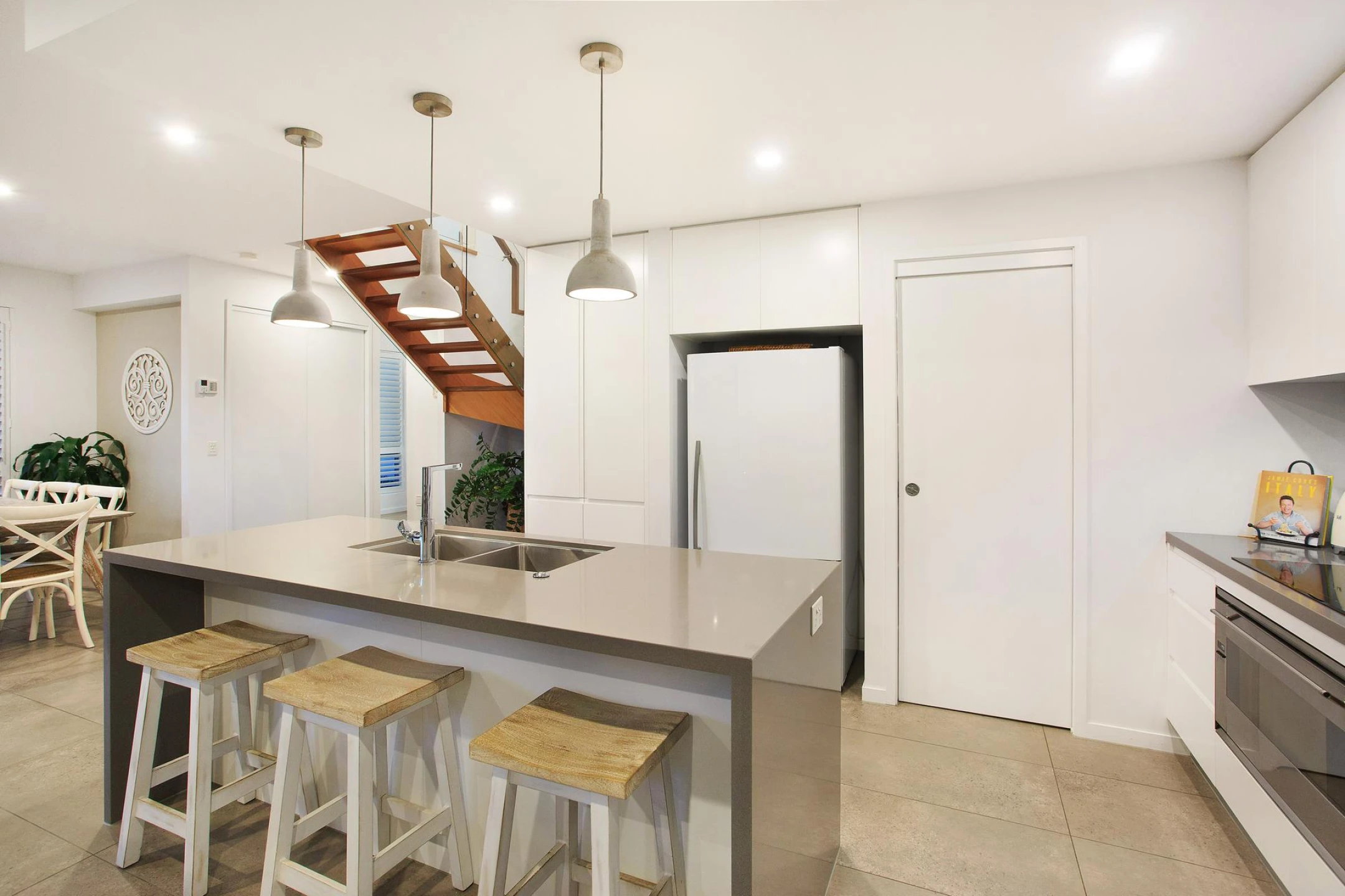 3 / 33 Avanti Street, Mermaid Waters QLD 4218, Mermaid Waters - Thumbnail 6