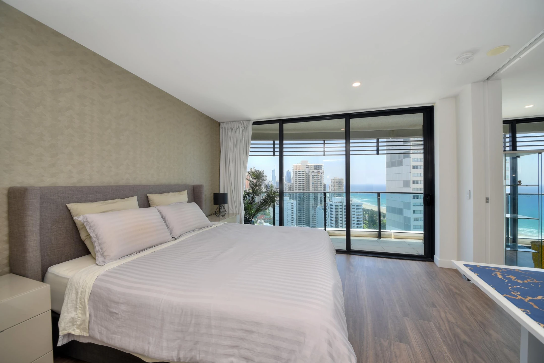 2102 / 1 Oracle Boulevard, Broadbeach QLD 4218, Broadbeach - Thumbnail 7