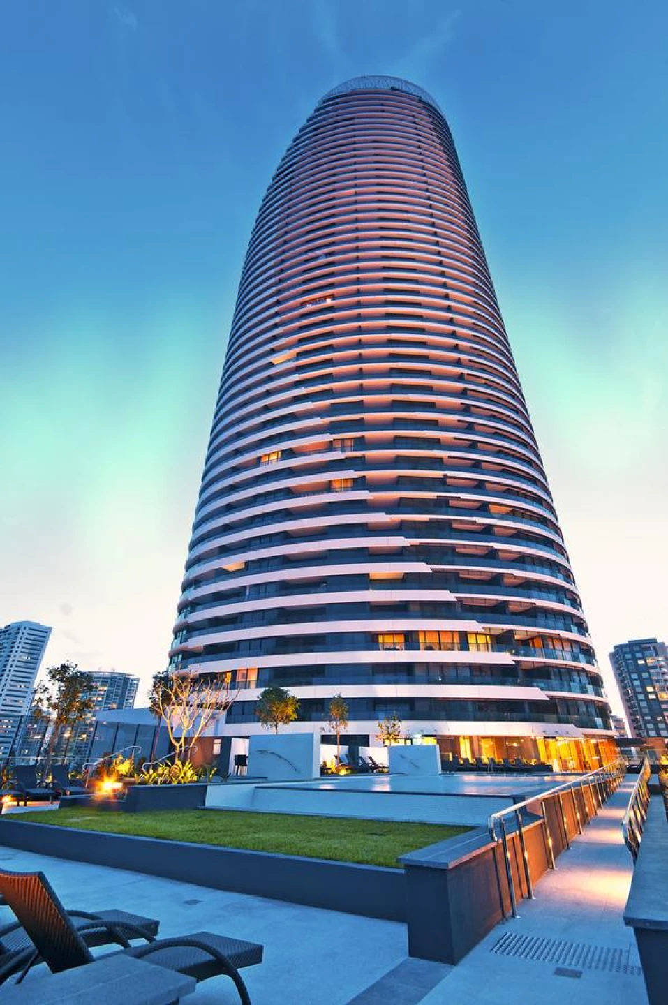 2102 / 1 Oracle Boulevard, Broadbeach QLD 4218, Broadbeach - Thumbnail 3