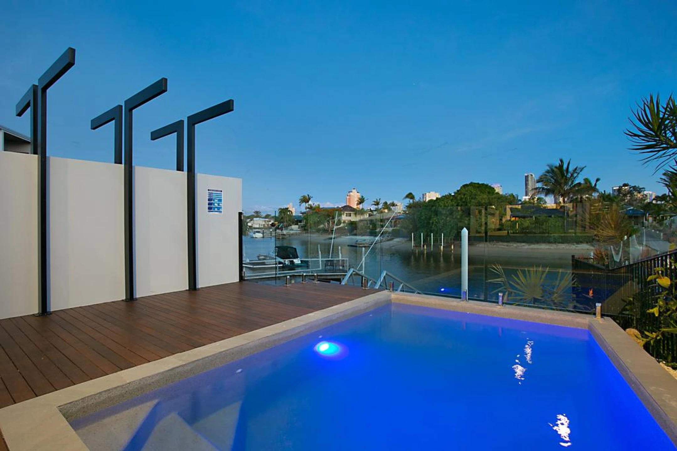 16B Andrea Avenue, Broadbeach Waters QLD 4218, Broadbeach Waters - Thumbnail 6