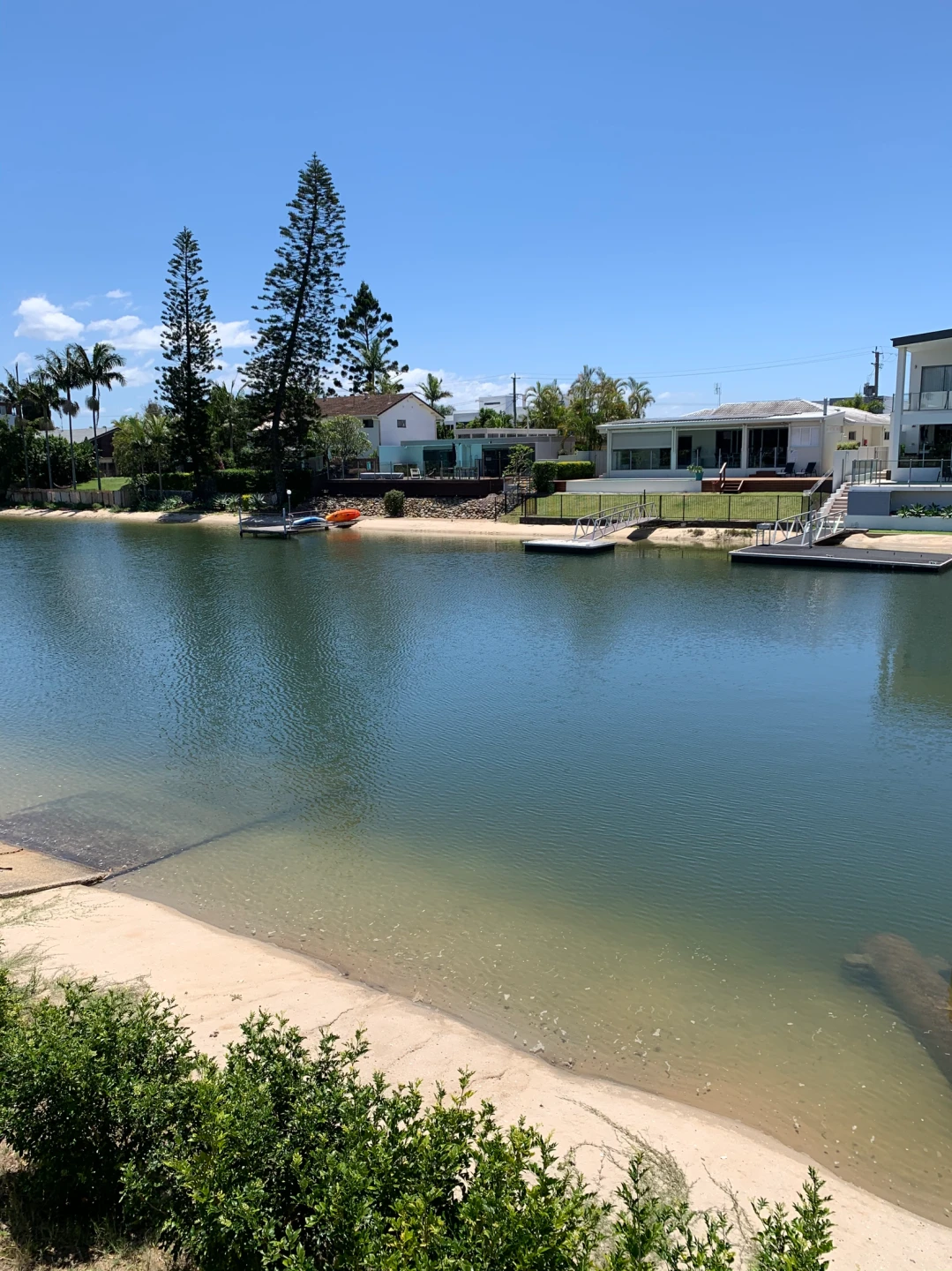 3 Helen Court, Broadbeach Waters QLD 4218, Broadbeach Waters - Thumbnail 2