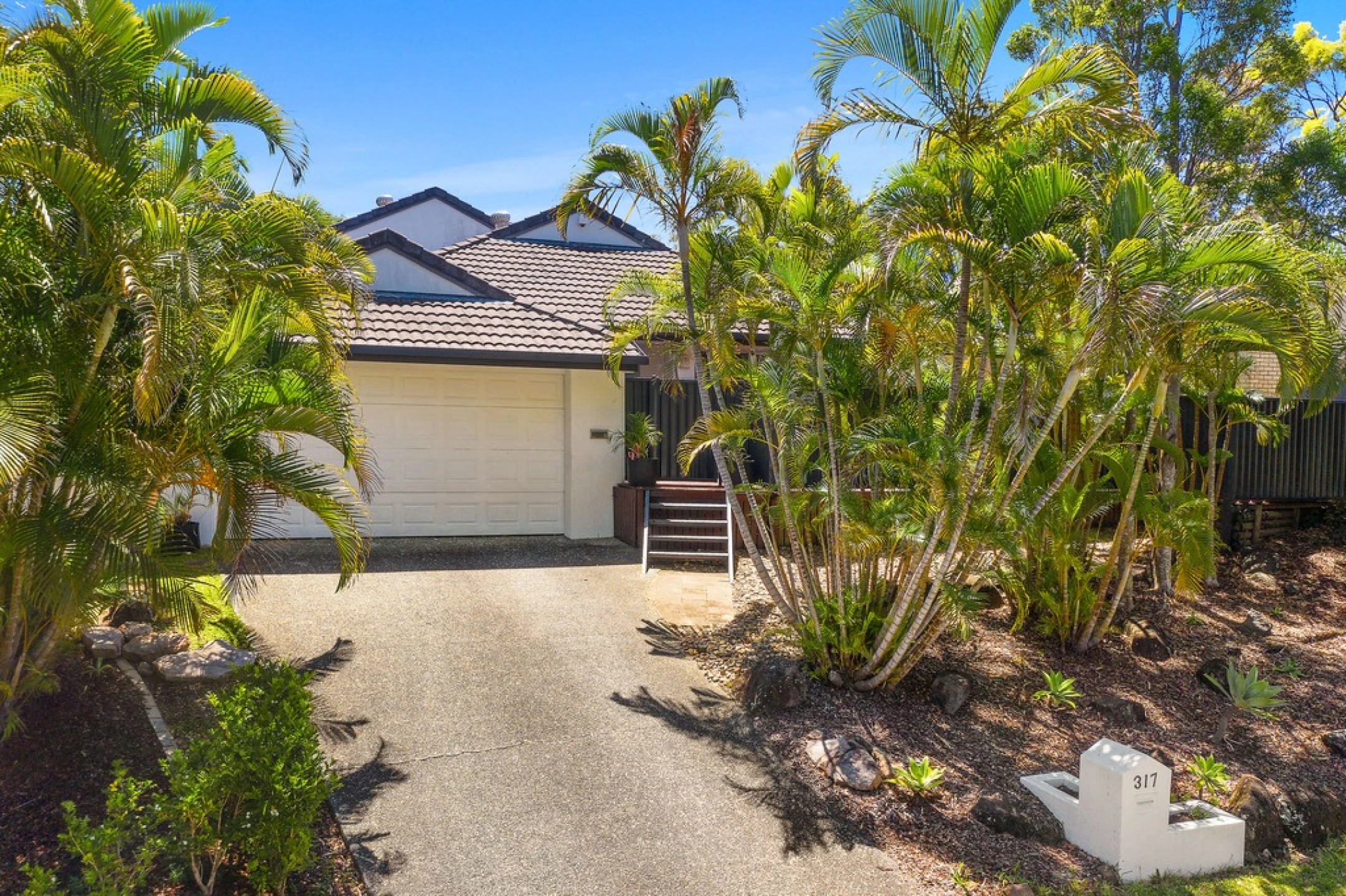 317 Ron Penhaligon Way, Robina QLD 4226, Robina - Thumbnail 3
