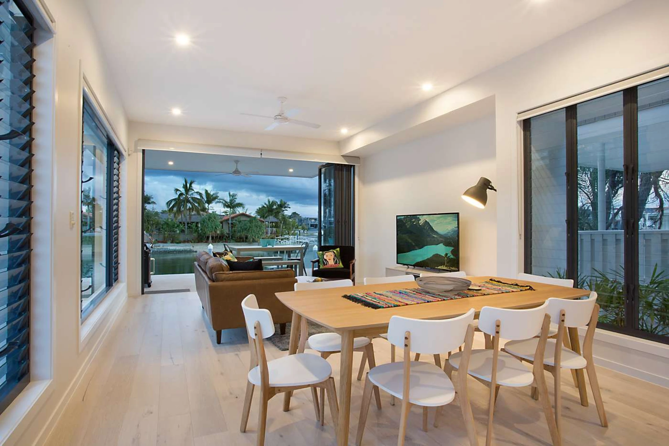 2 / 93 Savoy Drive, Broadbeach Waters QLD 4218, Broadbeach Waters - Thumbnail 7