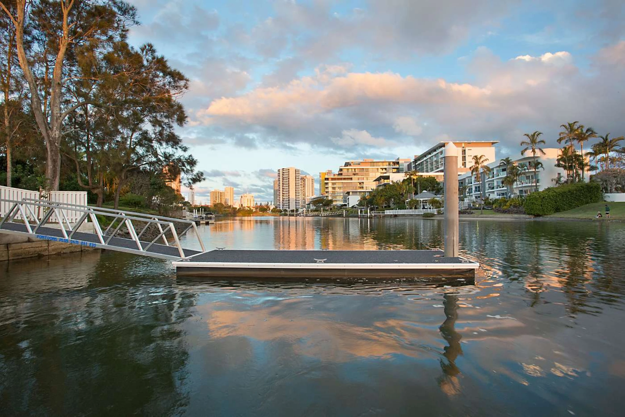 2 / 93 Savoy Drive, Broadbeach Waters QLD 4218, Broadbeach Waters - Thumbnail 4