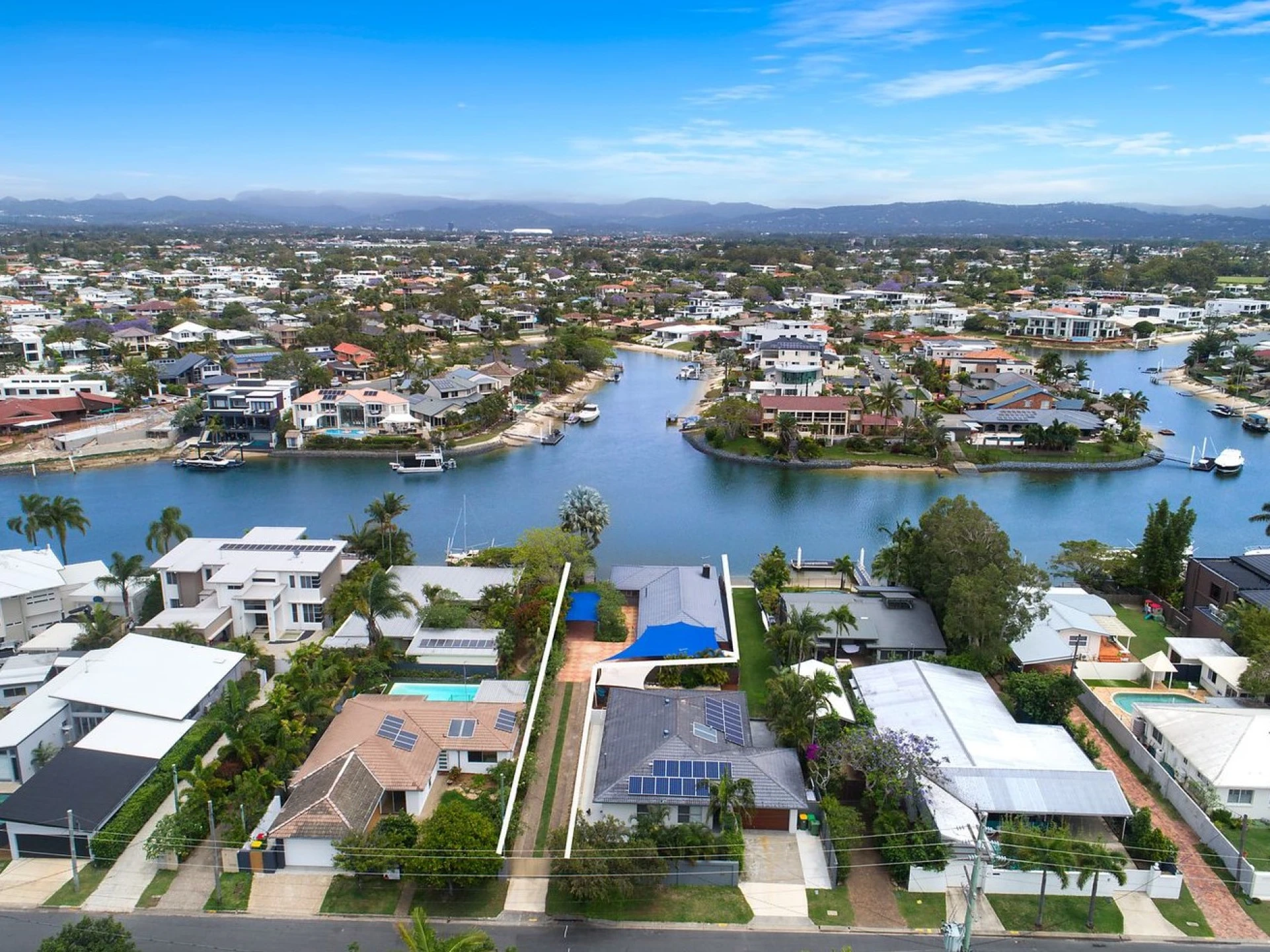 95 Allambi Avenue, Broadbeach Waters QLD 4218, Broadbeach Waters - Thumbnail 5