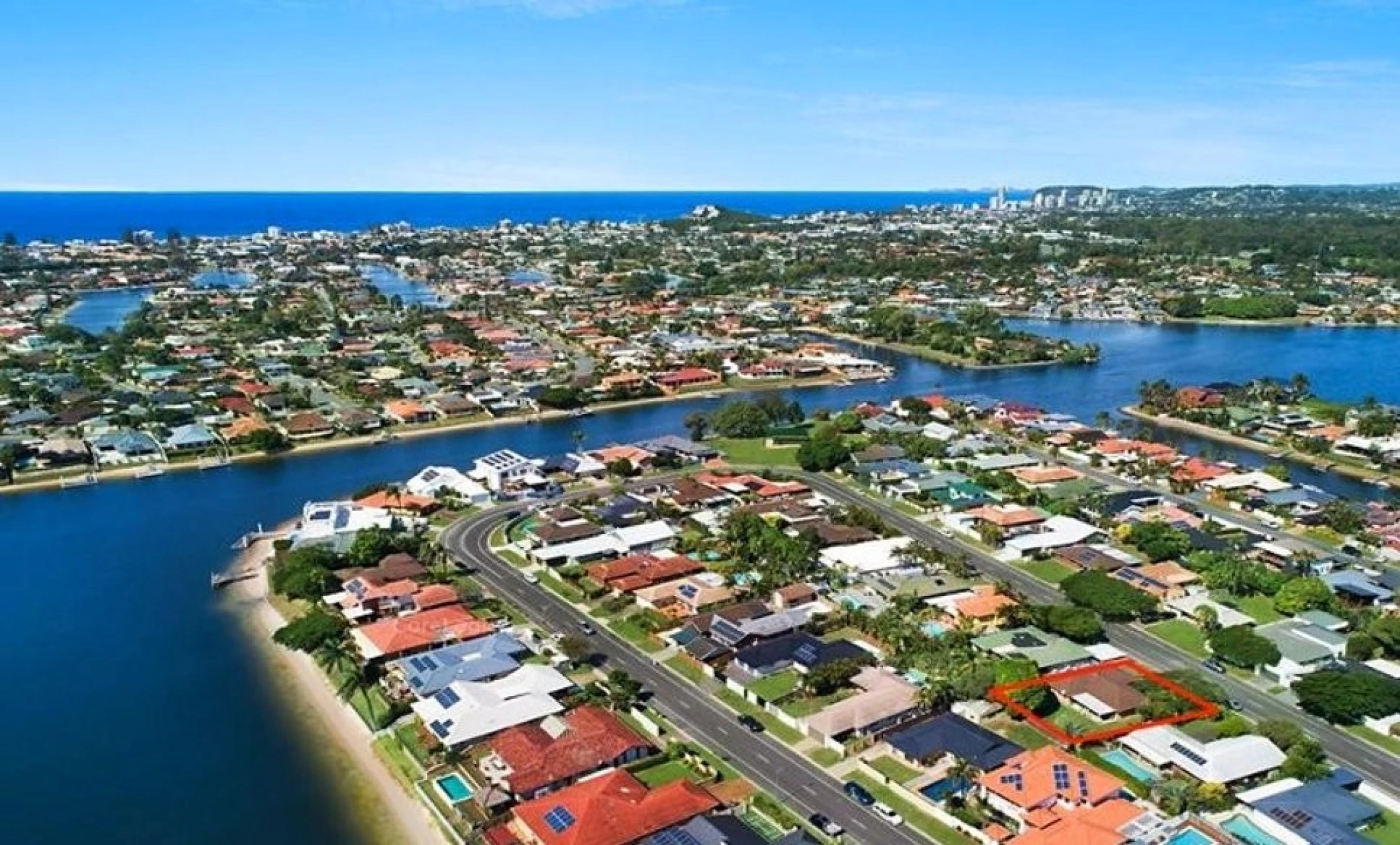 81 Rumrunner Street, Mermaid Waters QLD 4218, Mermaid Waters - Thumbnail 3