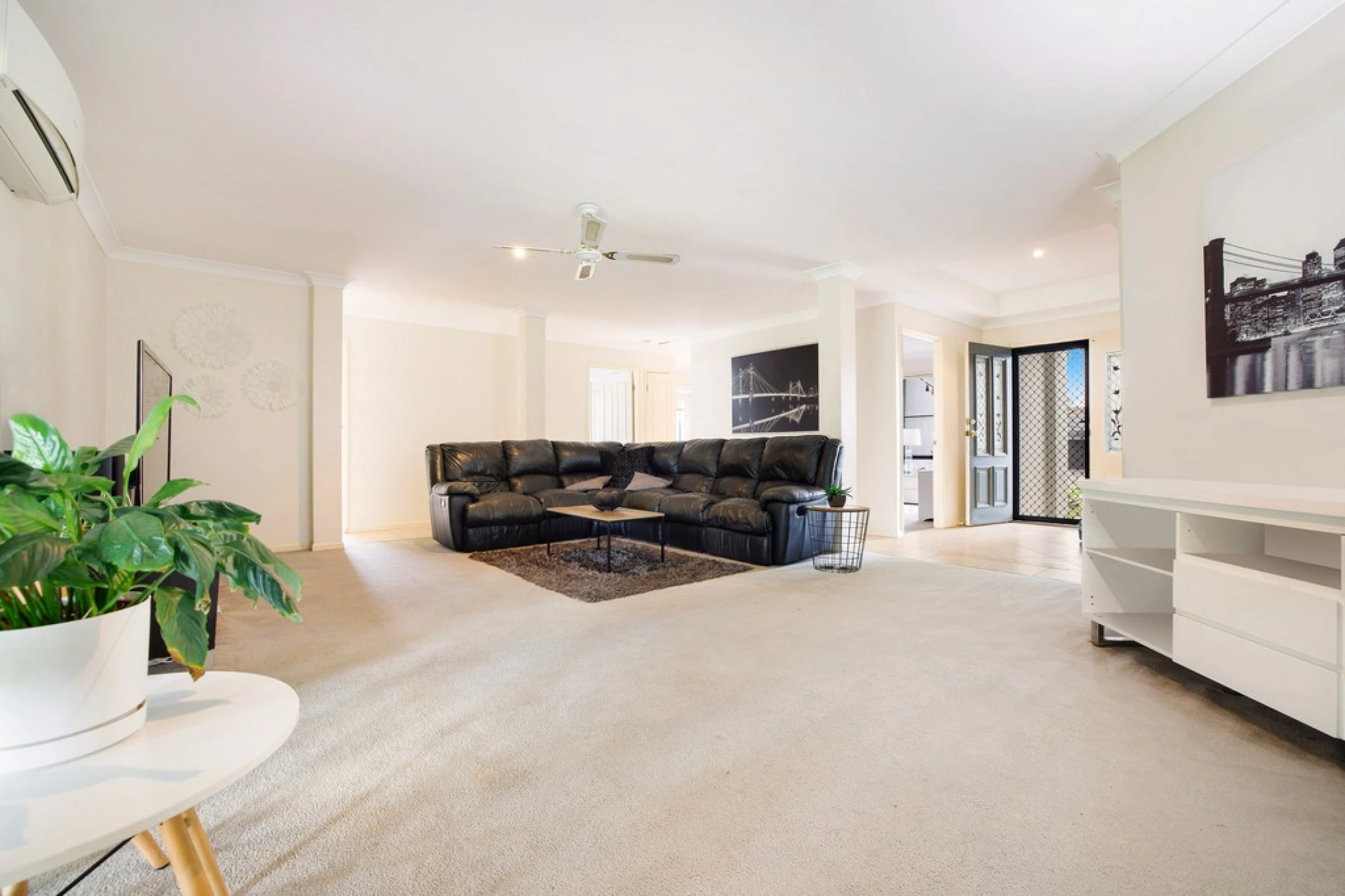 39 Lancewood Circuit, Robina QLD 4226, Robina - Thumbnail 5