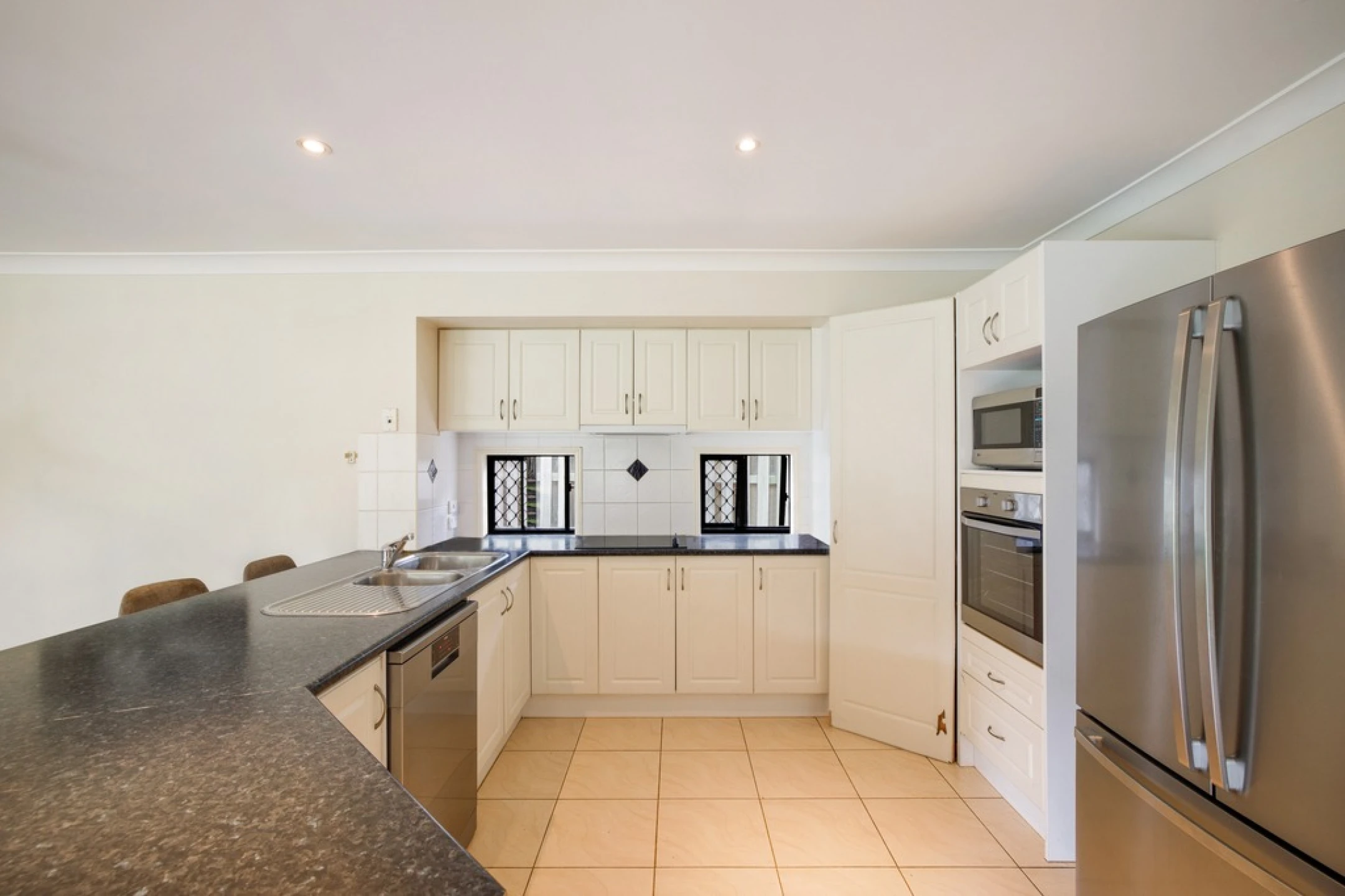 39 Lancewood Circuit, Robina QLD 4226, Robina - Thumbnail 7