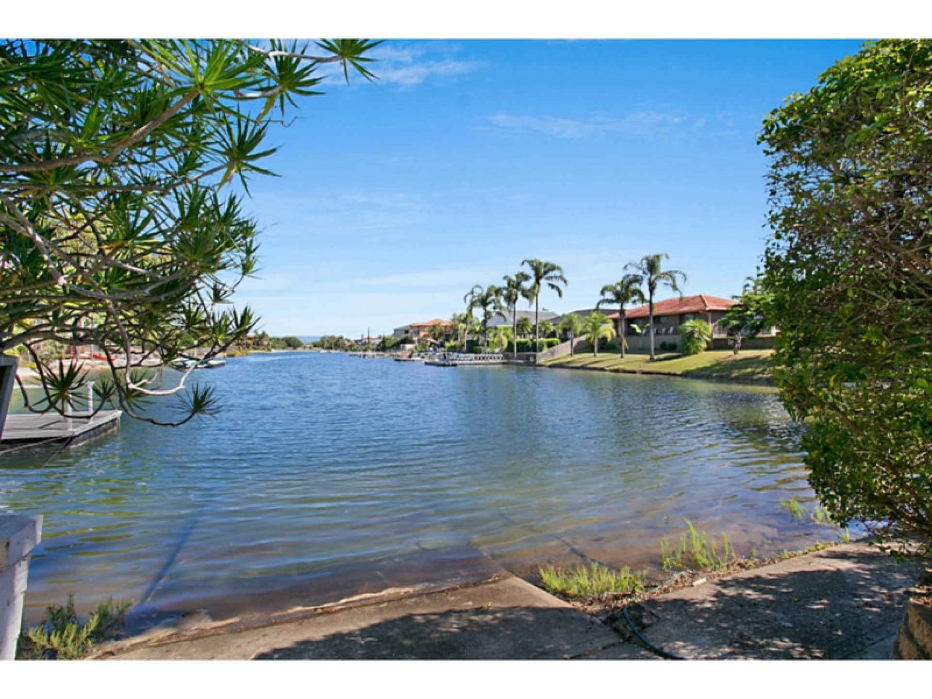 4 Peter Blondell Drive, Mermaid Waters QLD 4218, Mermaid Waters - Thumbnail 3