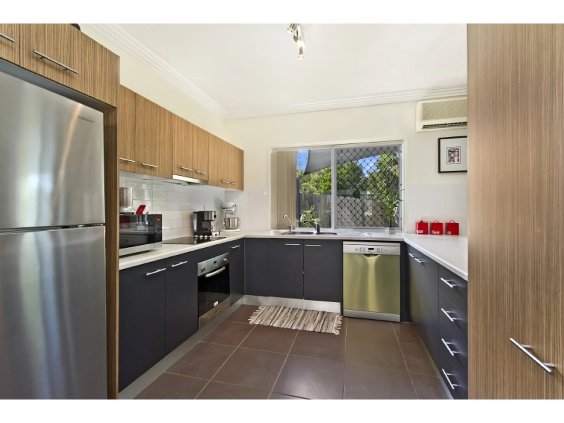 1 Ridgecrop Street, Upper Coomera QLD 4209, Upper Coomera - Thumbnail 2