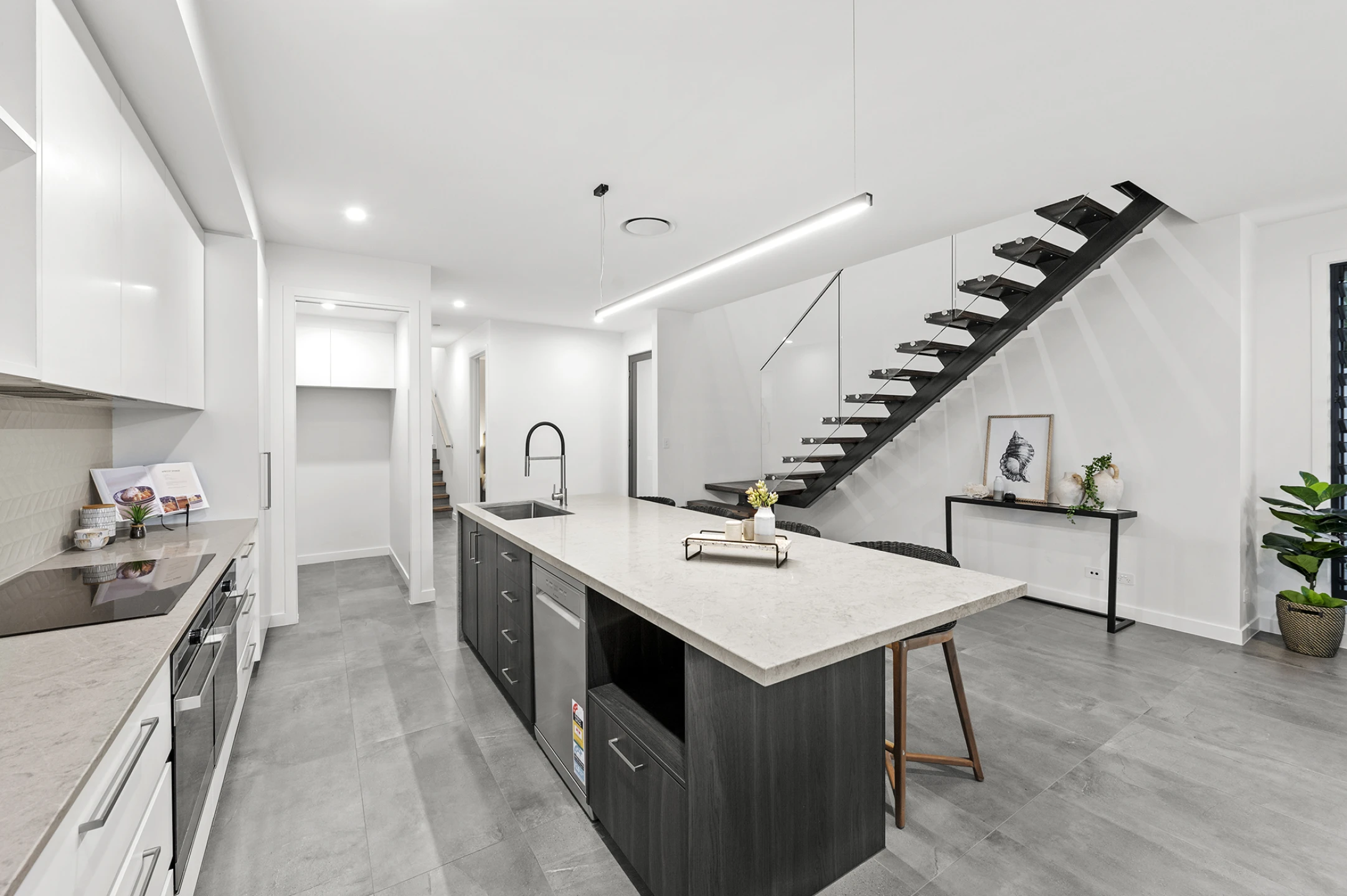 1 / 100 Bamboo Avenue, Benowa QLD 4217, Benowa - Thumbnail 7