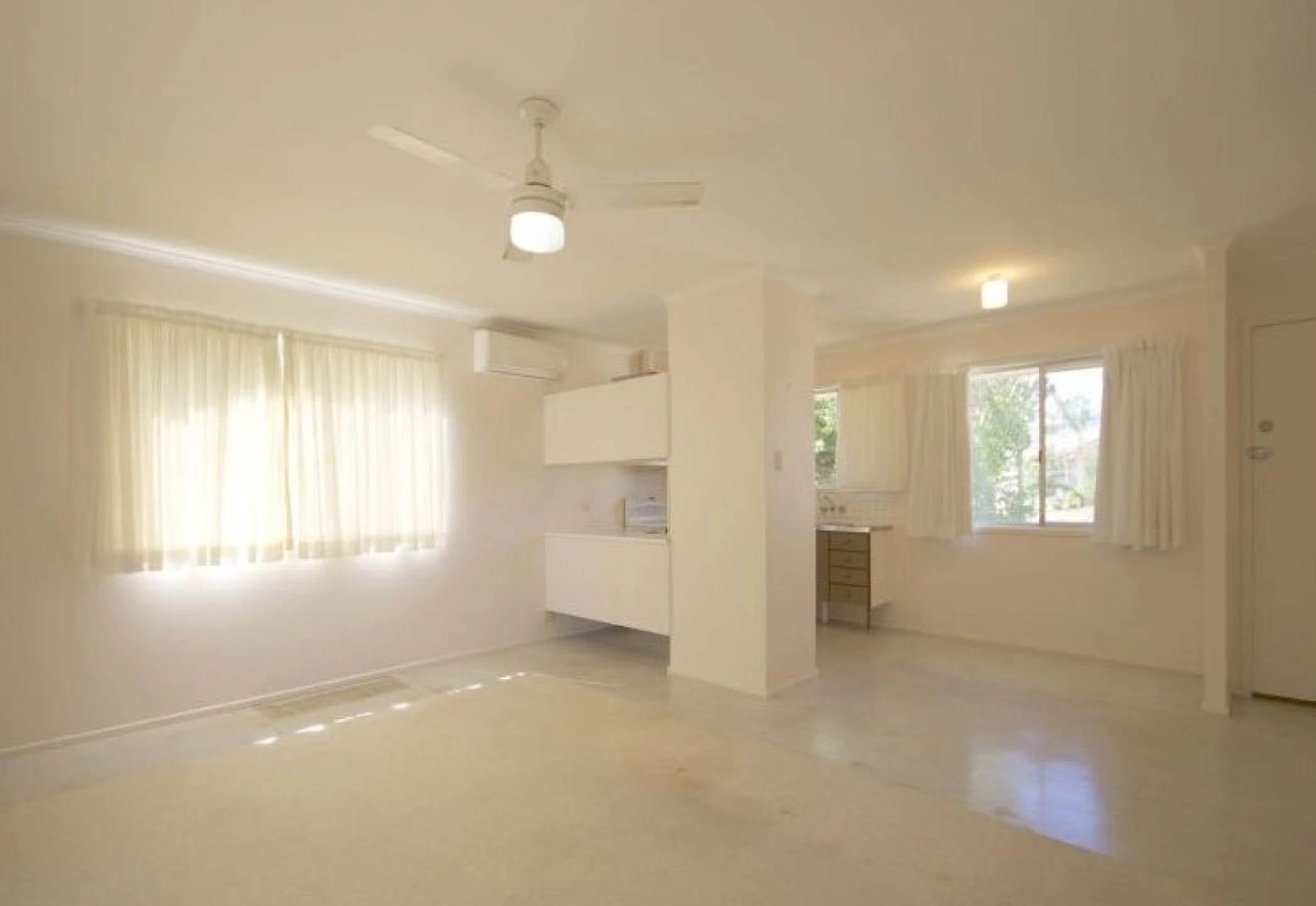41 Merrimac Boulevard, Broadbeach Waters QLD 4218, Broadbeach Waters - Thumbnail 5