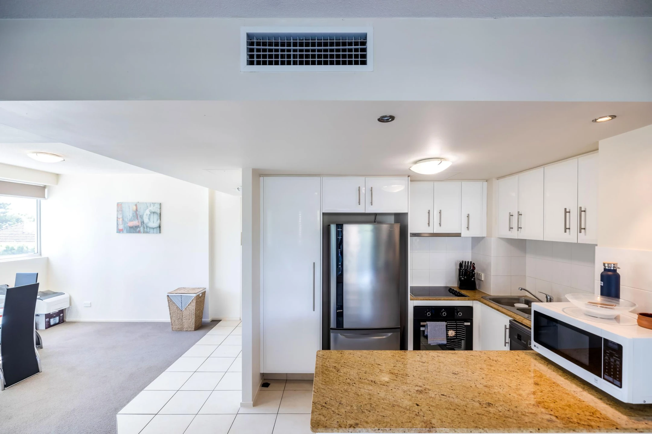 7 / 242-244 Marine Parade, Labrador QLD 4215, Labrador - Thumbnail 3