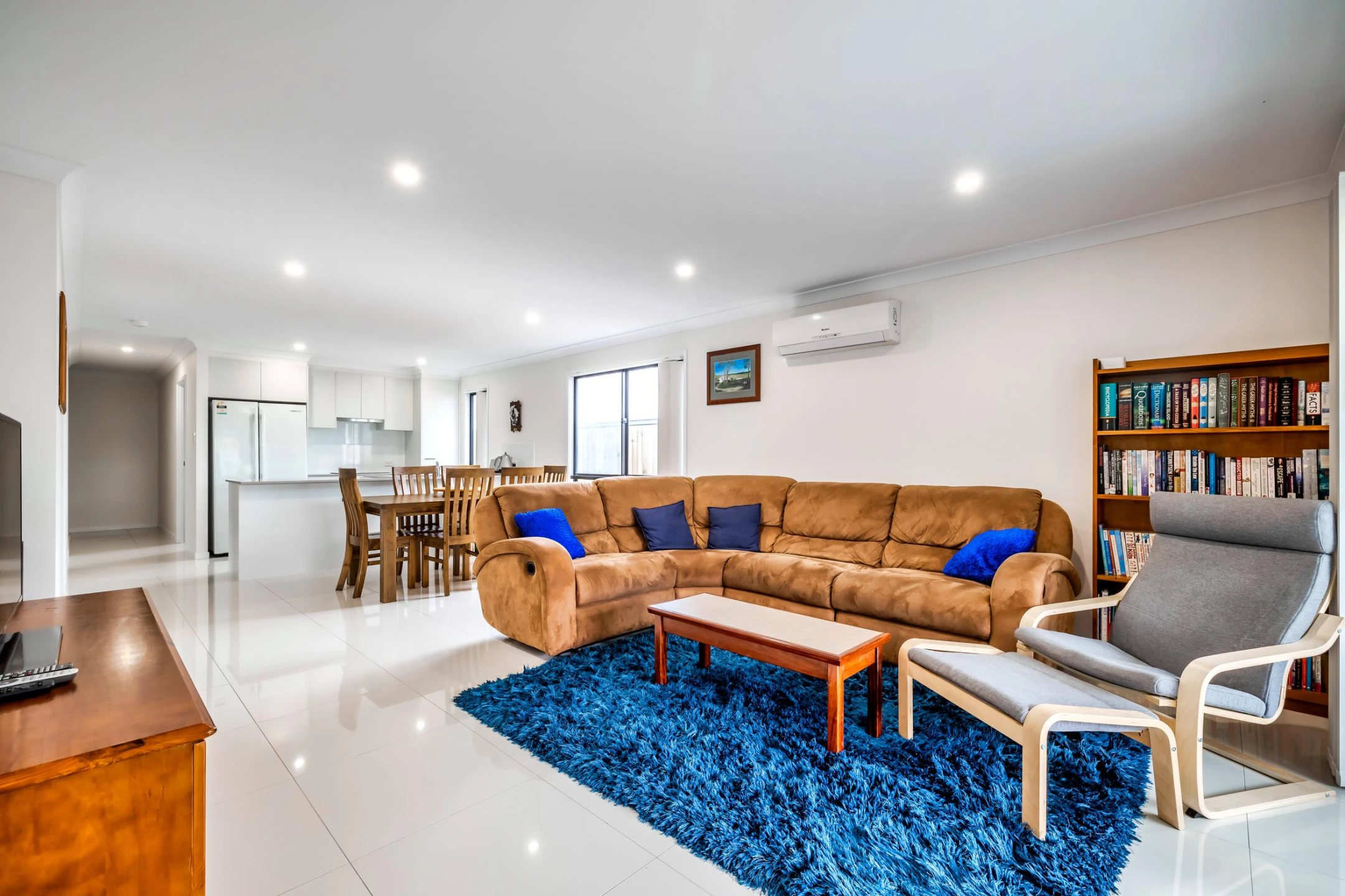 37 Killara Boulevard, Logan Reserve QLD 4133, Logan Reserve - Thumbnail 2